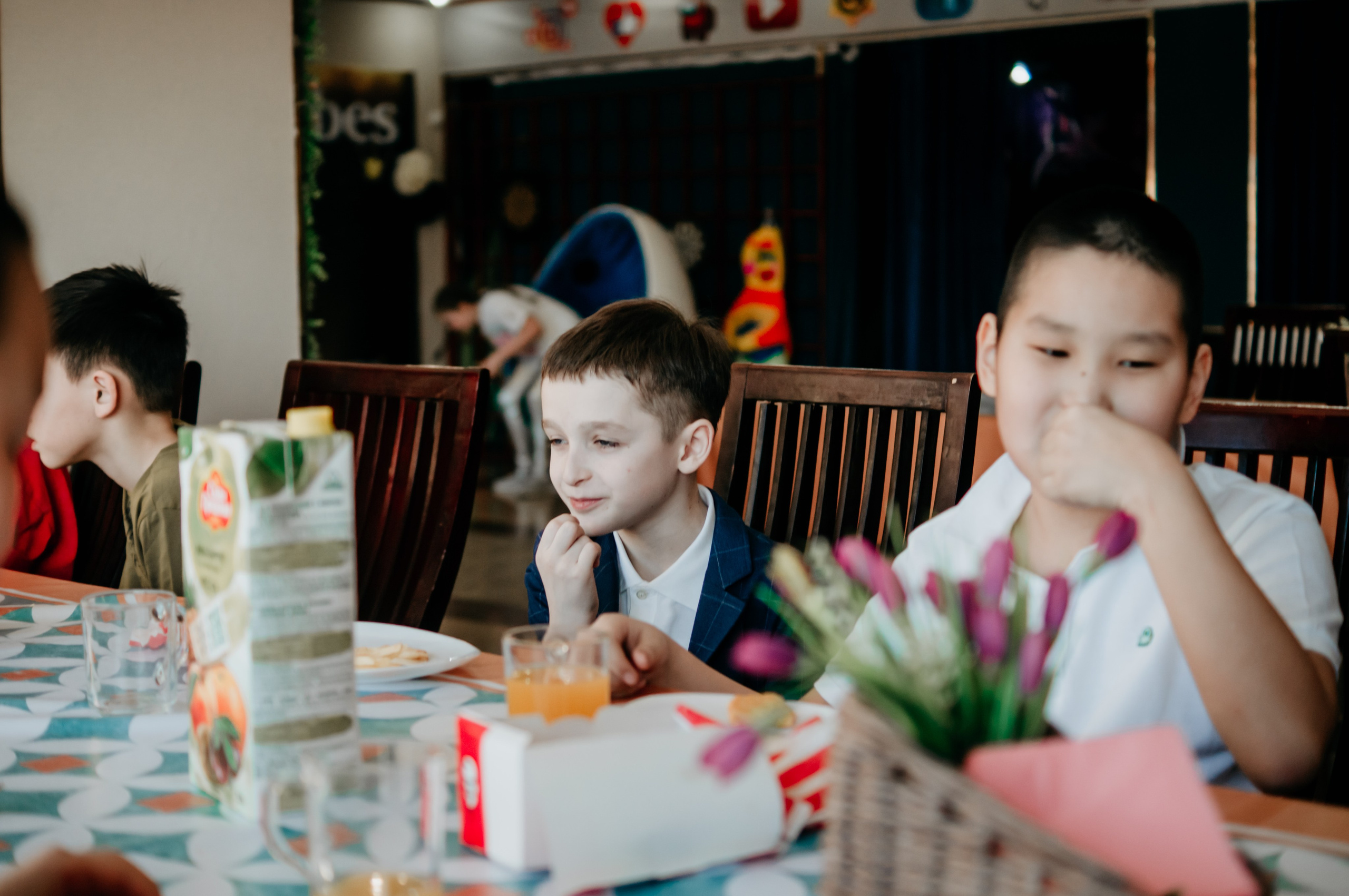 Детский фотограф в Улан-Удэ. сьемка утренников, школьных выпускных и детских праздников. Фотограф в Улан-Удэ. Свадебный фотограф в Улан-Удэ