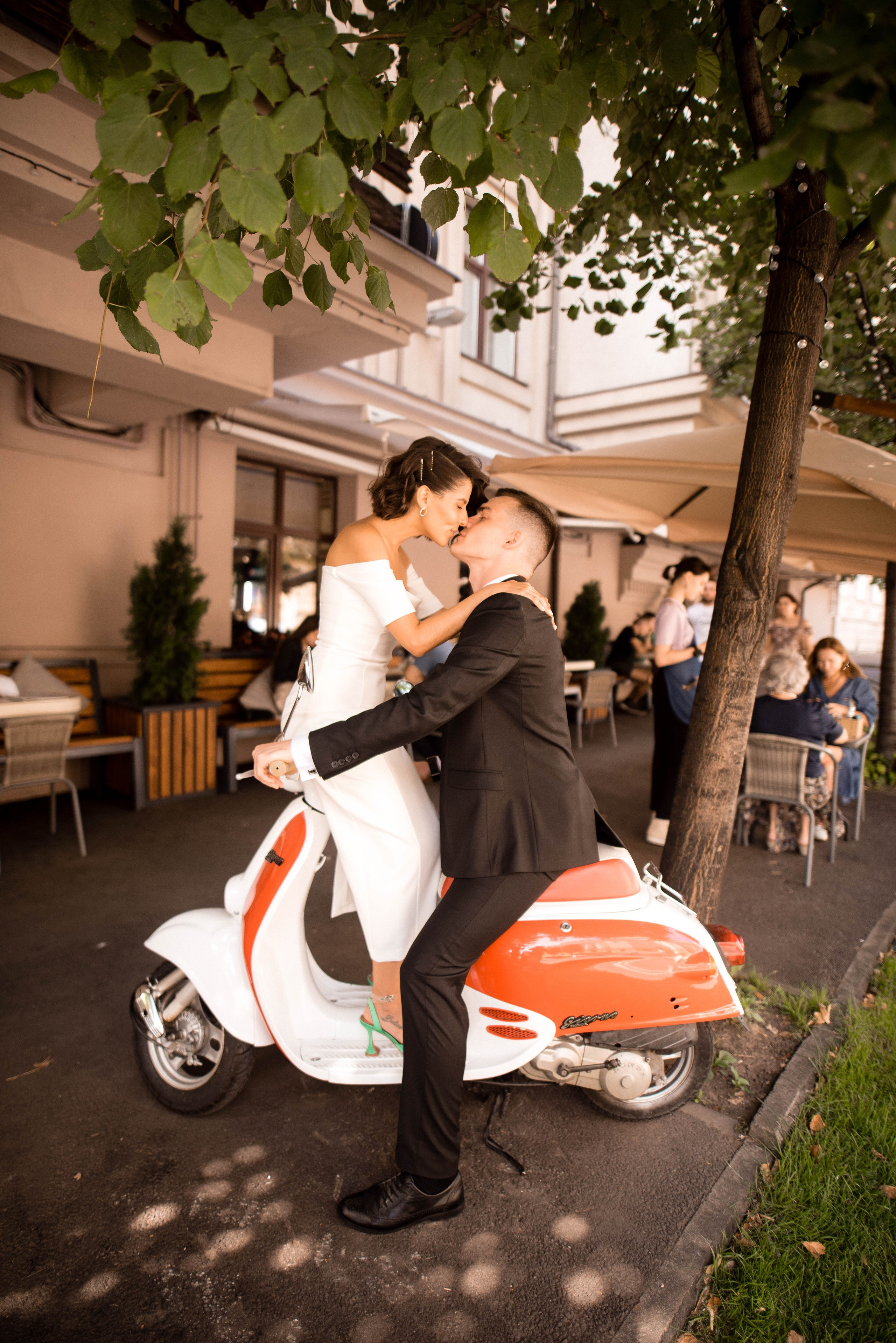 Айгуль и Юрий. Главная