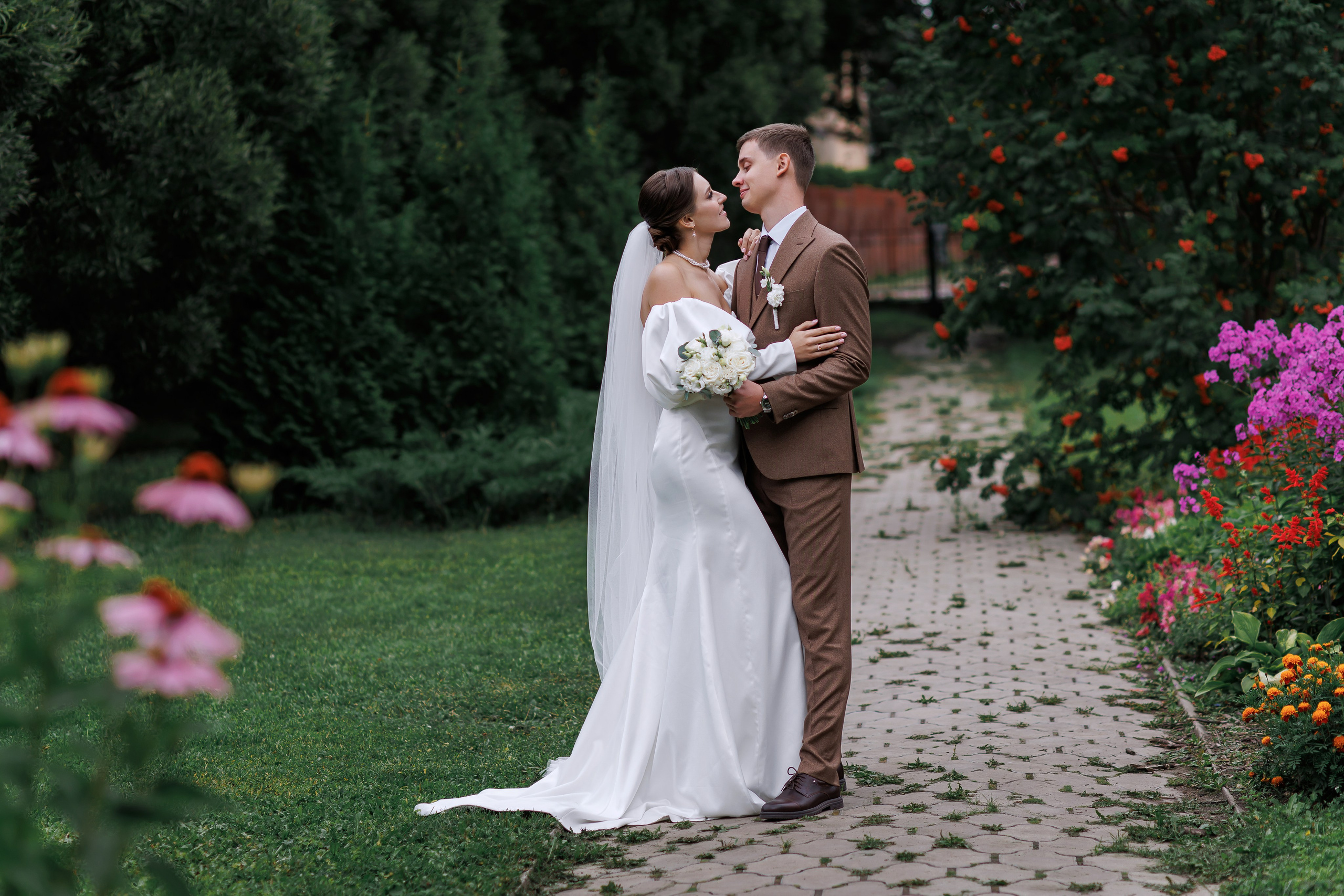 Ирина и Егор. Свадебный фотограф в Омске Яна Савина