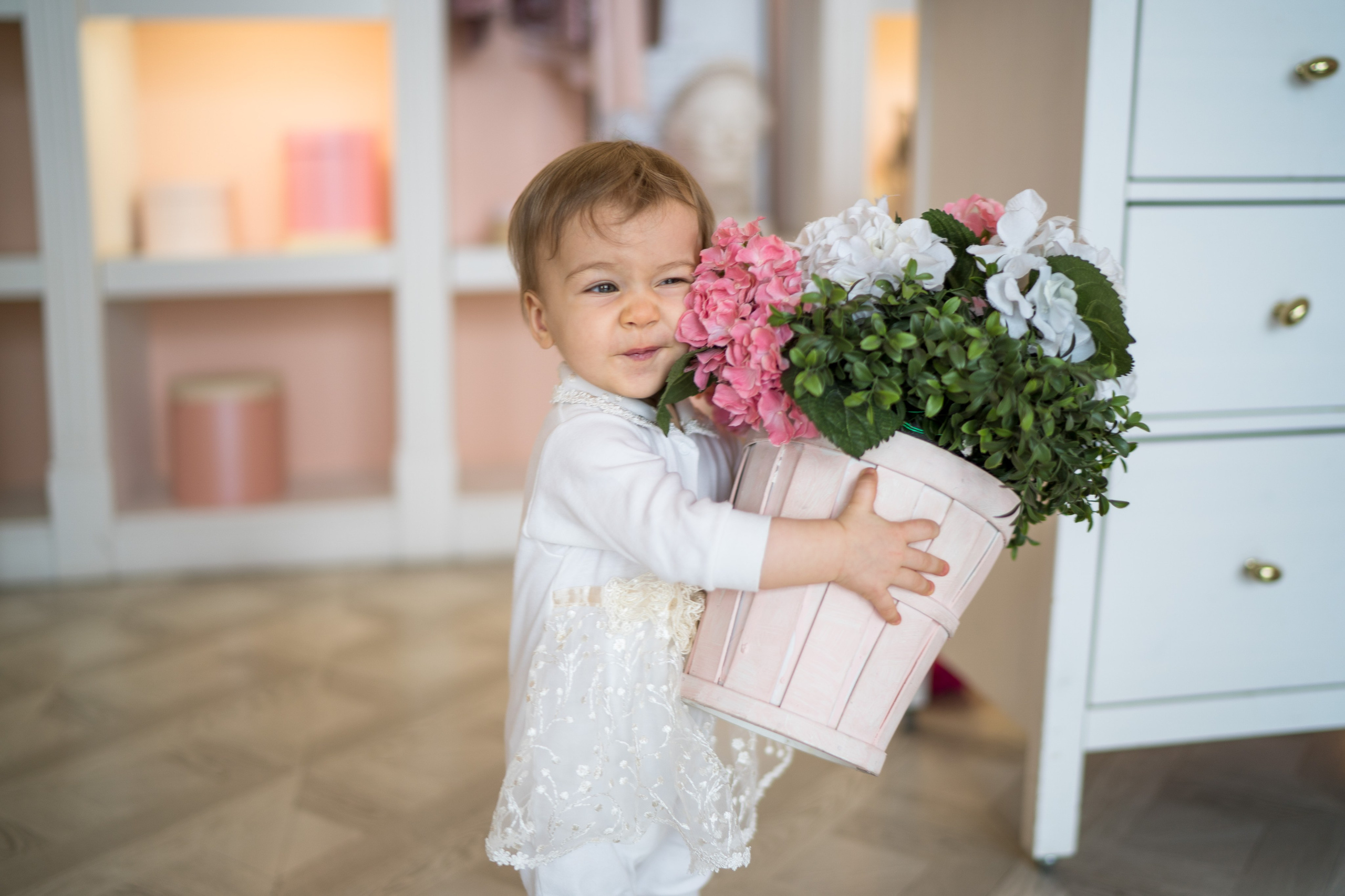 Детская фотосъемка в Москве. Каталожная и промышленная съемка в Москве Александр Плонский