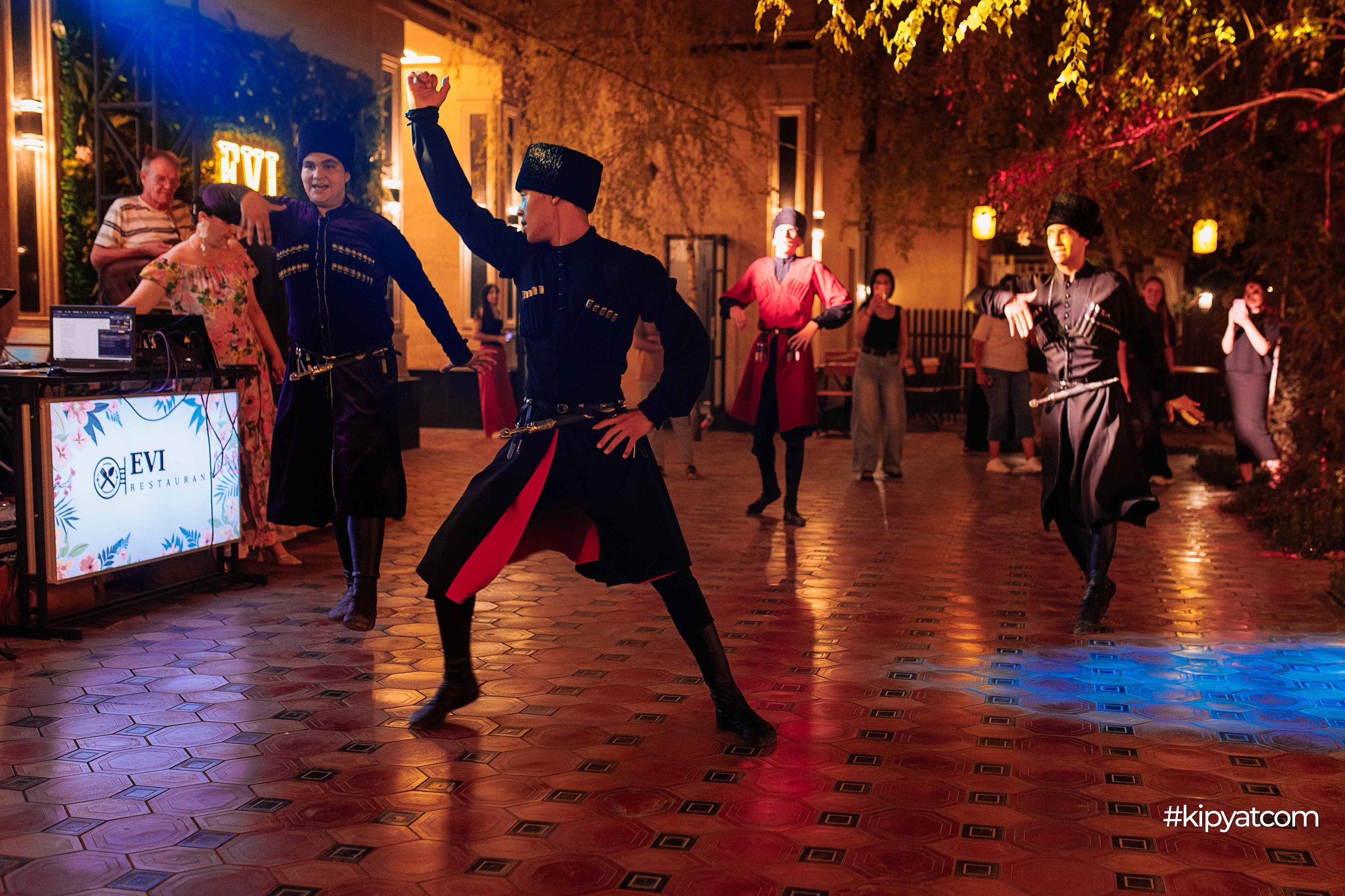 EVI. Кипятком Шымкент