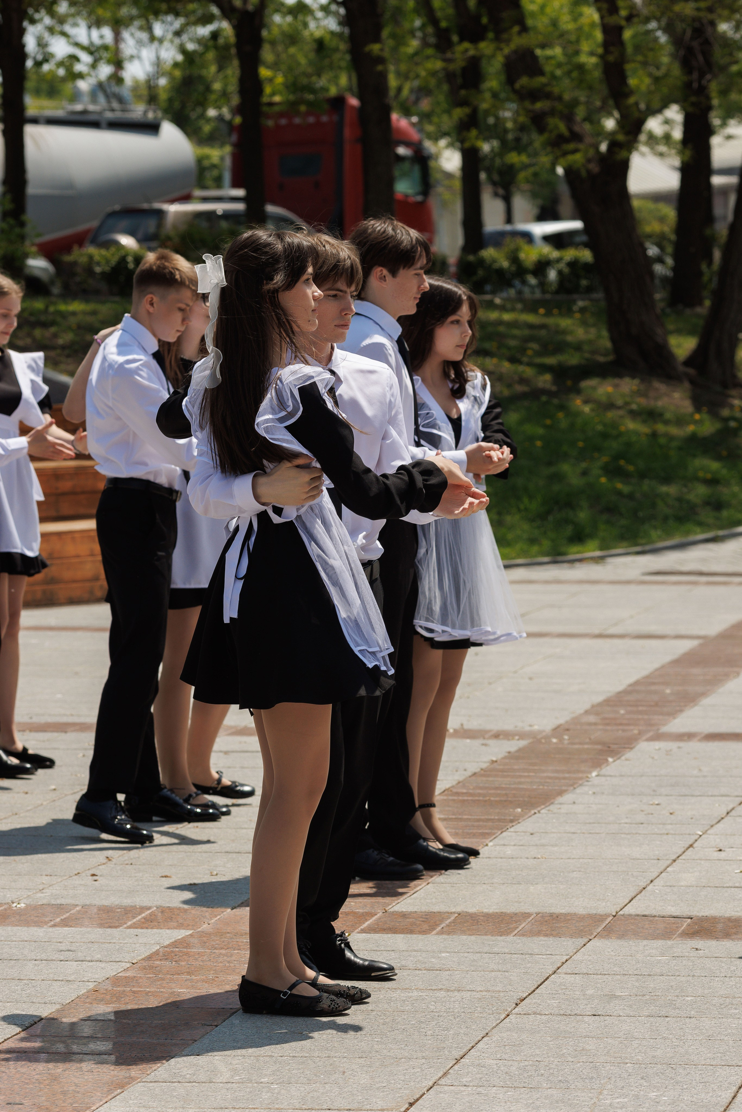 Линейка/Последний звонок АТШ. Photoalbum-vl.ru