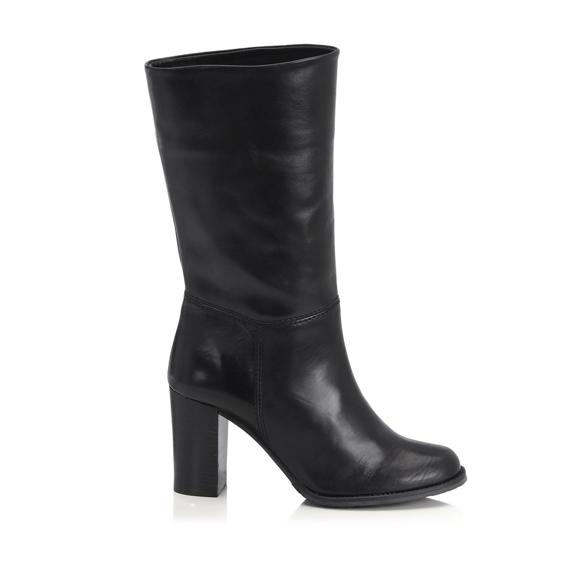 Elevate Your E-Commerce Photos with Professional Retouching Services. AI Photo Retoucher and Image Restorer Zhanna Ognivo