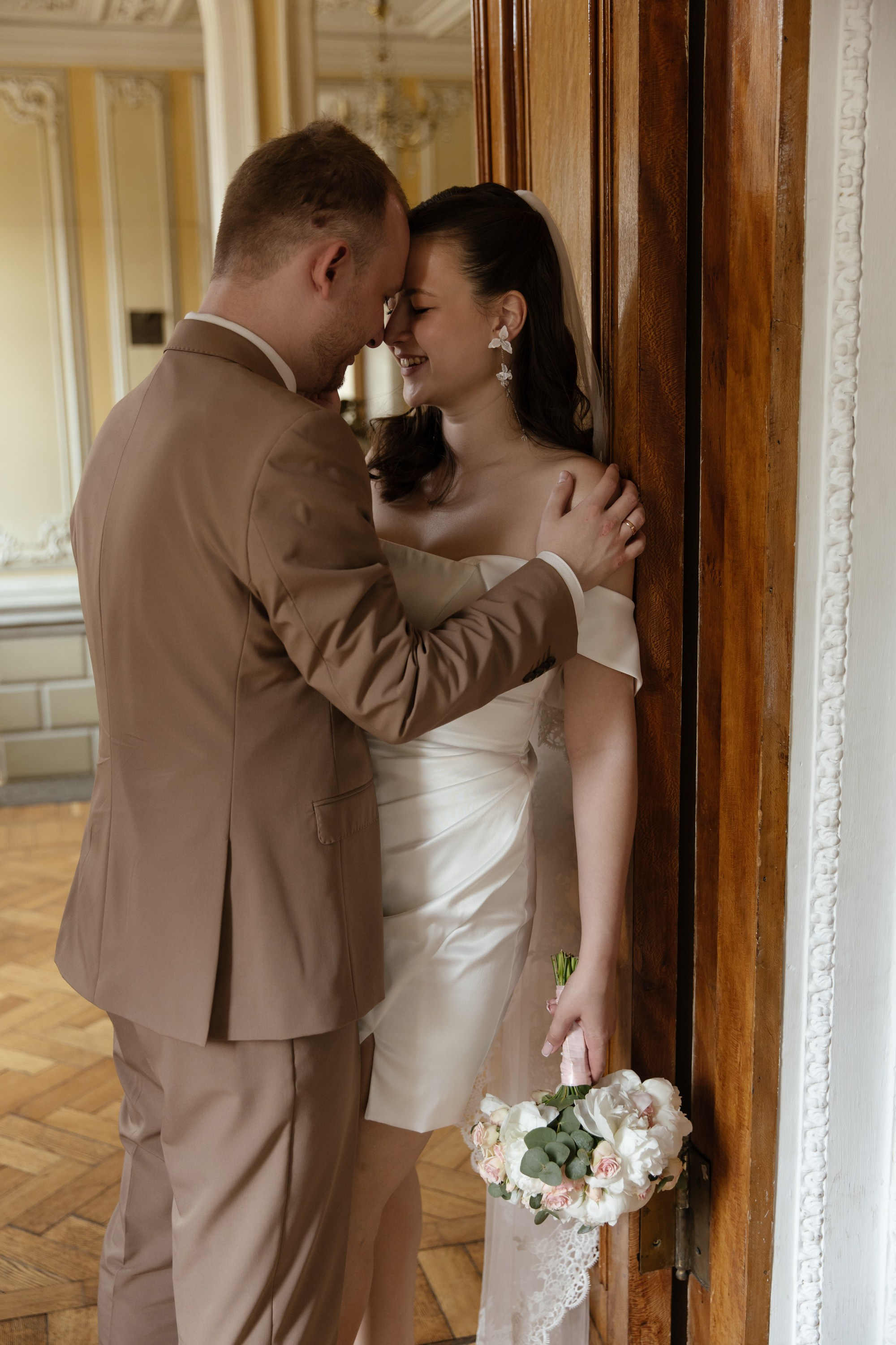 Марина и Артем — Пушкинская Библиотека. Фотограф Сергиев Посад Москва Хованская Екатерина