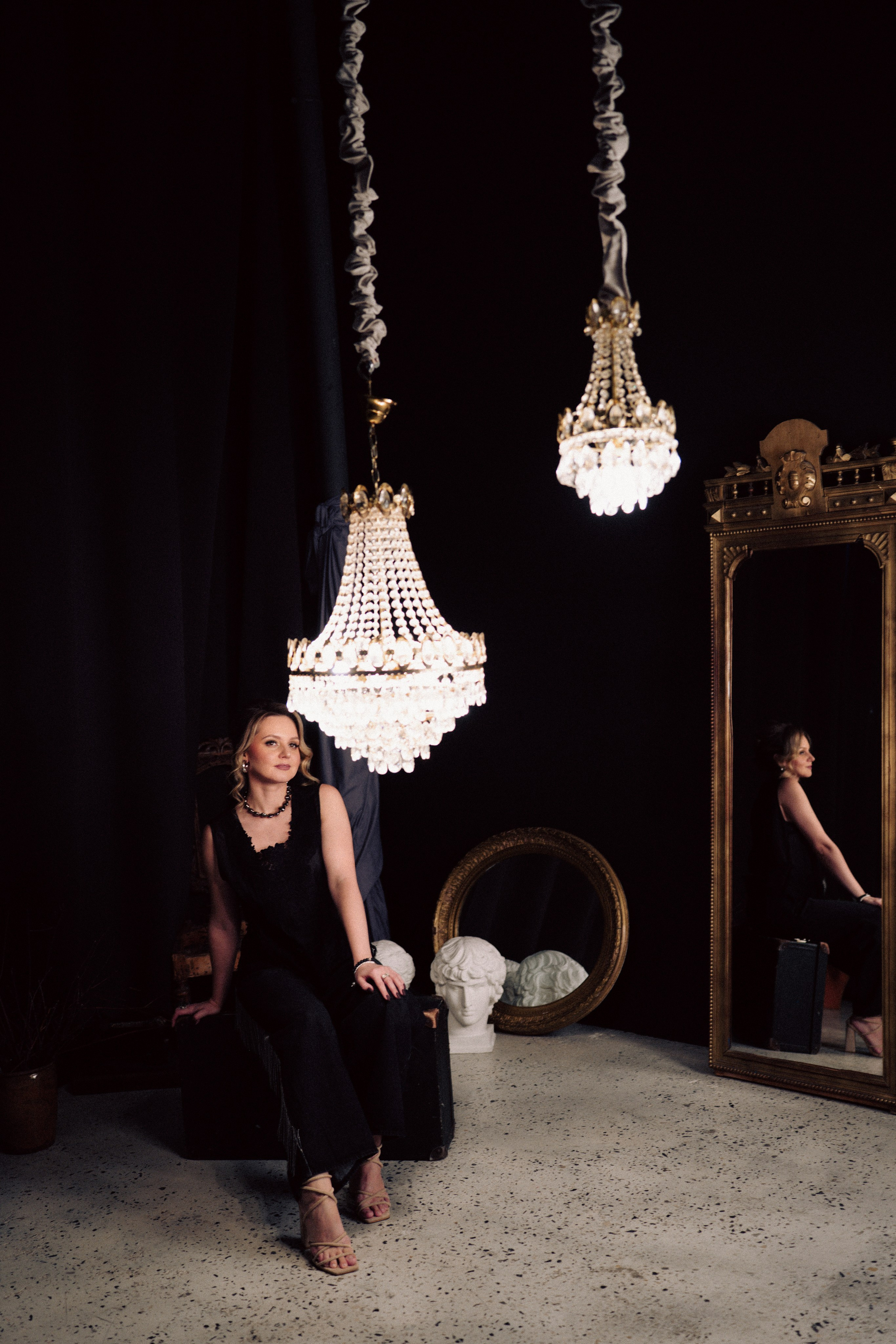 НОВОГОДНЯЯ ФОТОСЕСИИЯ В СТУДИИ ДЛЯ ДЕВУШКИ И ПРОГУЛКА ПО ЧЕРНЫШЕВСКОЙ. Профессиональный фотограф, Санкт-Петербург — Виктория Богомолова