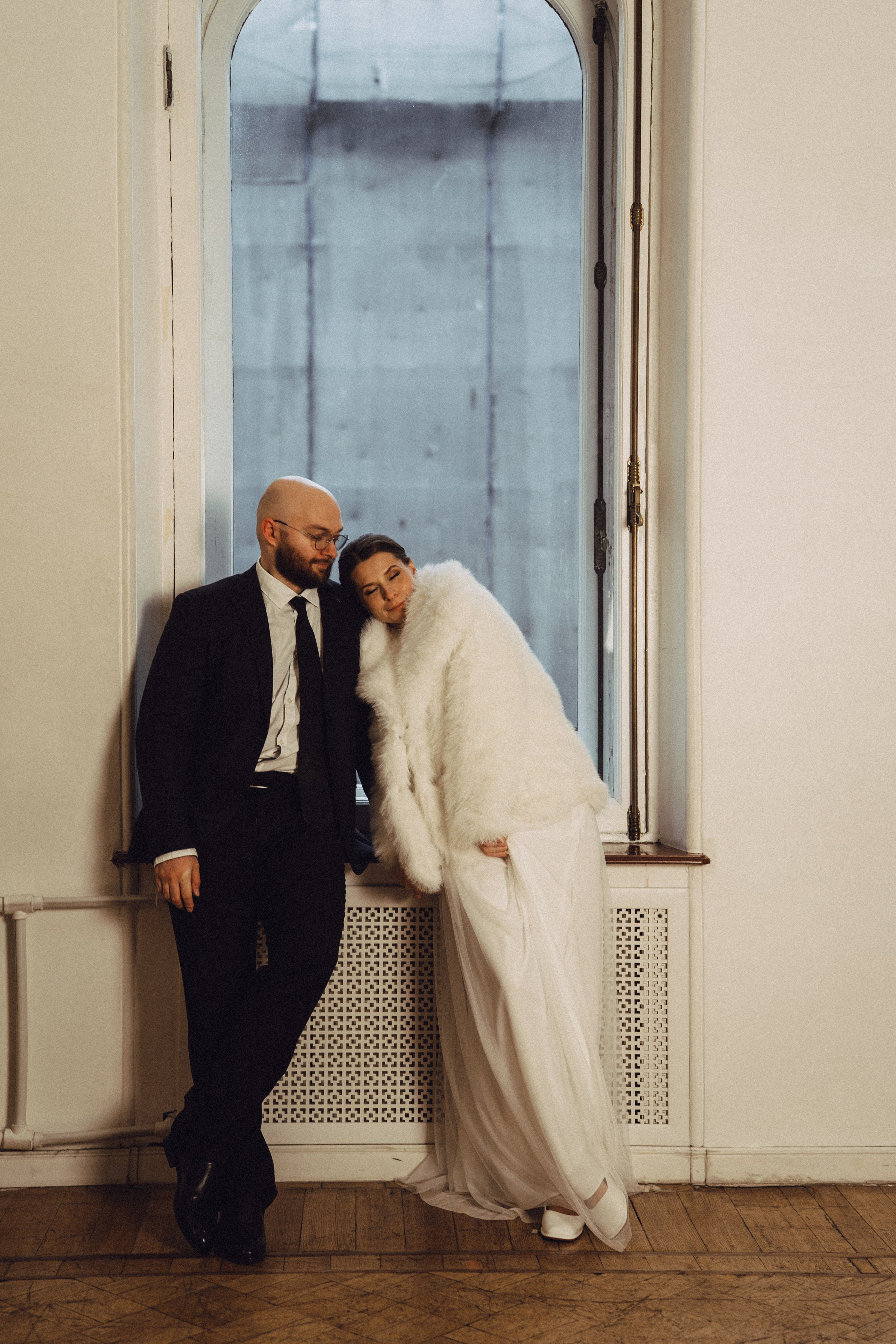 СВАДЕБНАЯ СЬЕМКА ВО ВТОРОМ ДВОРЦЕ (ДЕКАБРЬ) ТАКЖЕ СЬЕМКА В СТУДИИ НА ЧЕРНЫШЕВСКОЙ. Профессиональный фотограф, Санкт-Петербург — Виктория Богомолова