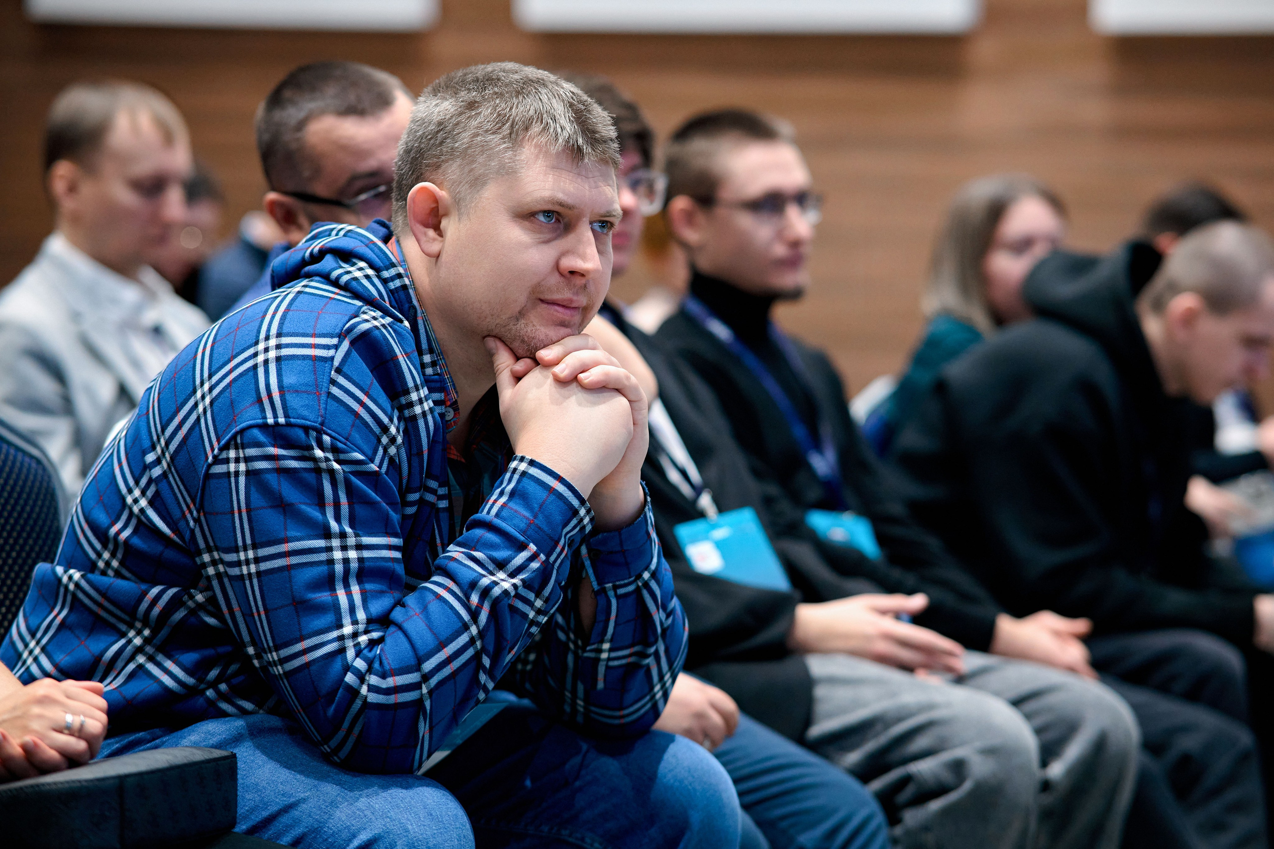 AXOFT. Максим Комаров — Профессиональный фотограф