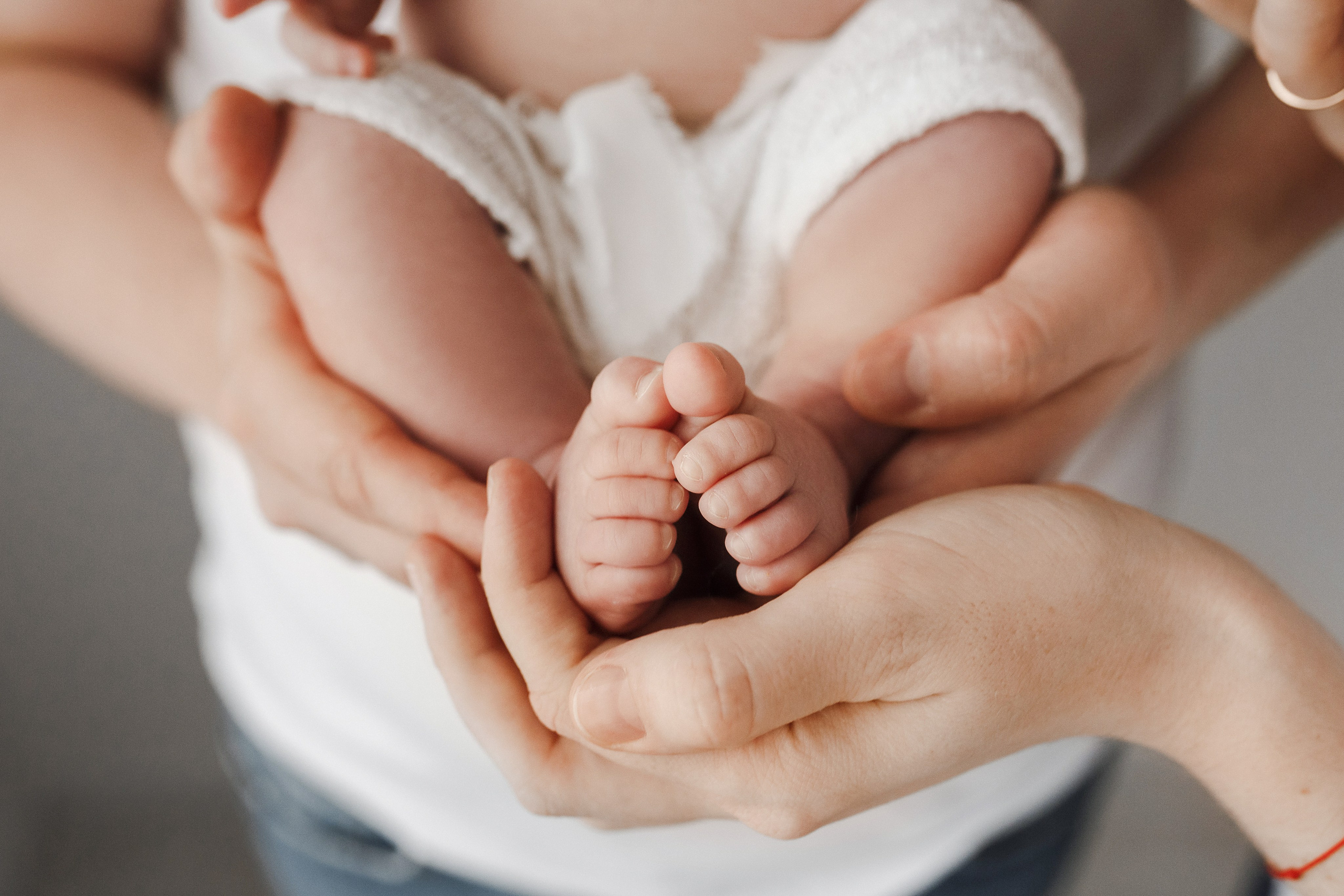 Ньюборн в студии. Фотограф новорожденных малышей в Санкт-Петербурге