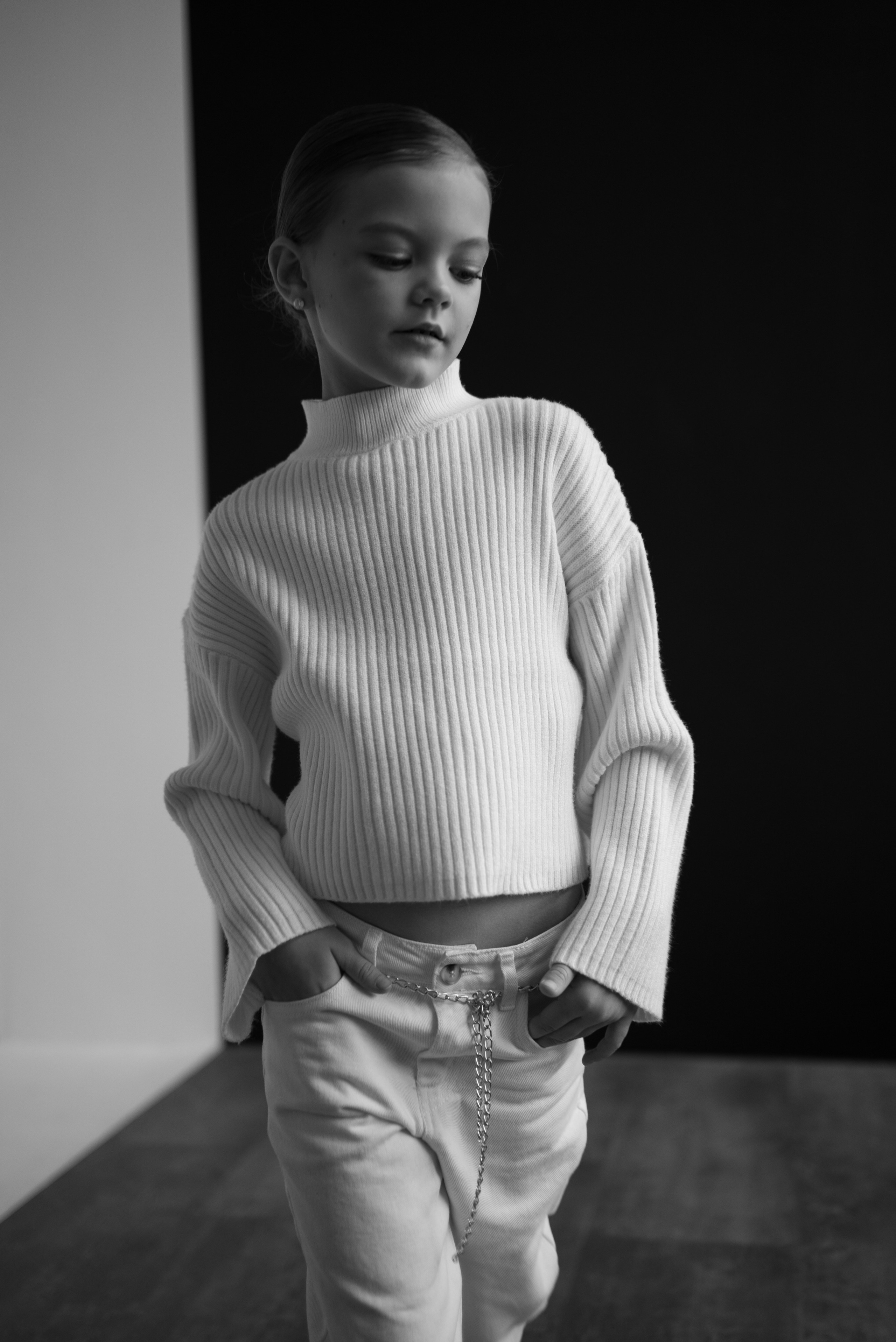 Модельное портфолио. Фотограф Москва Виктория Вишневская актерское / модельное портфолио