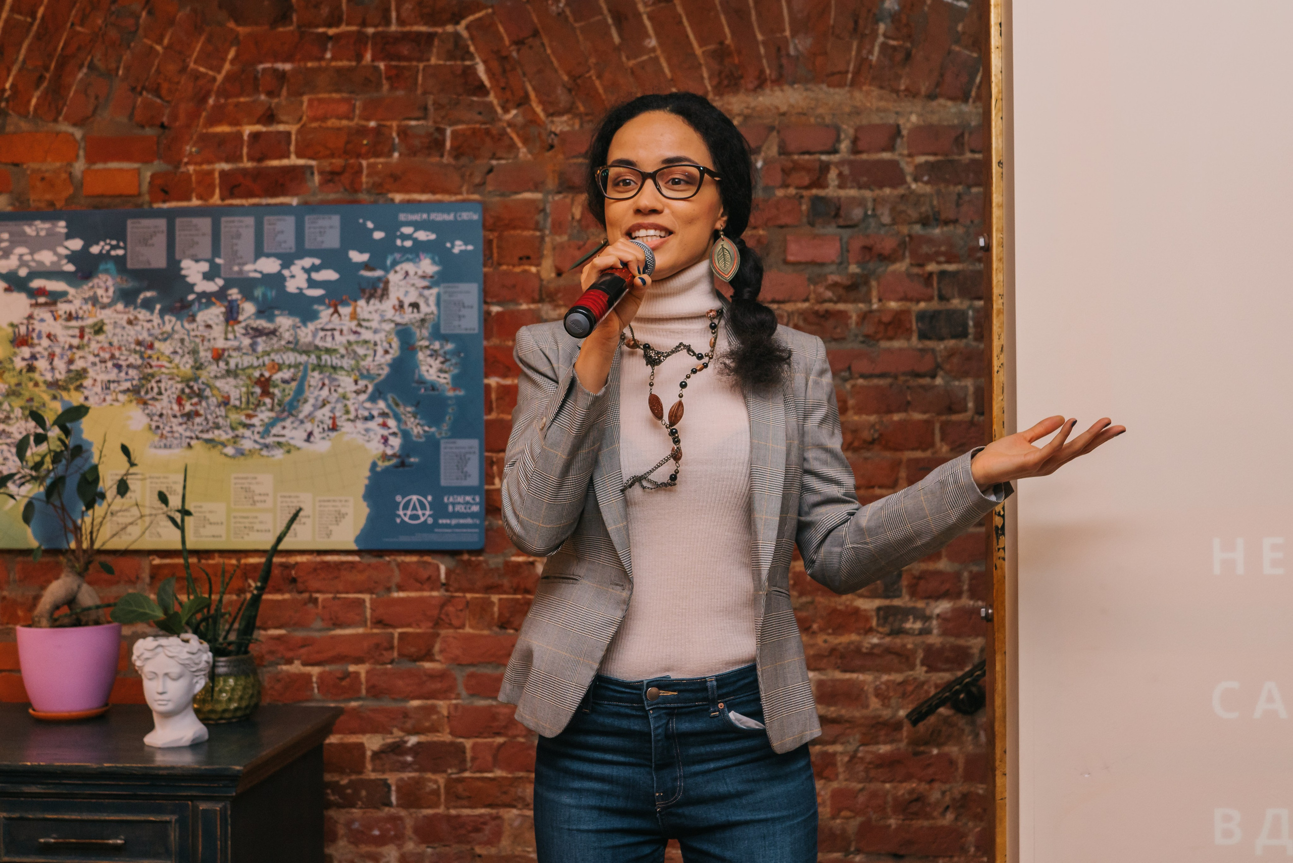 Нетворкинг «Свои в Москве». Женский фотограф в Москве Анастасия Сидорова