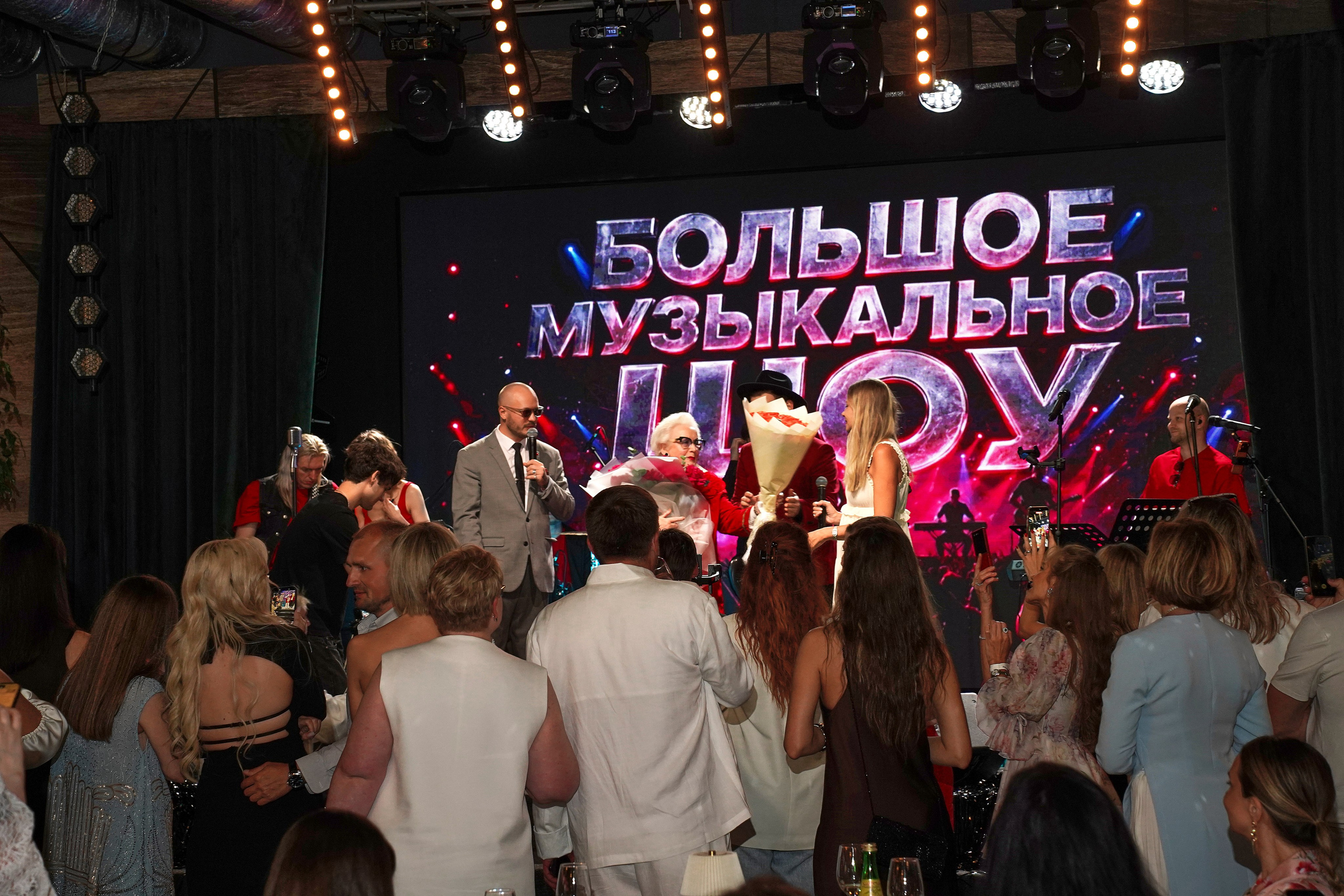 Большое Музыкальное шоу. Фотограф