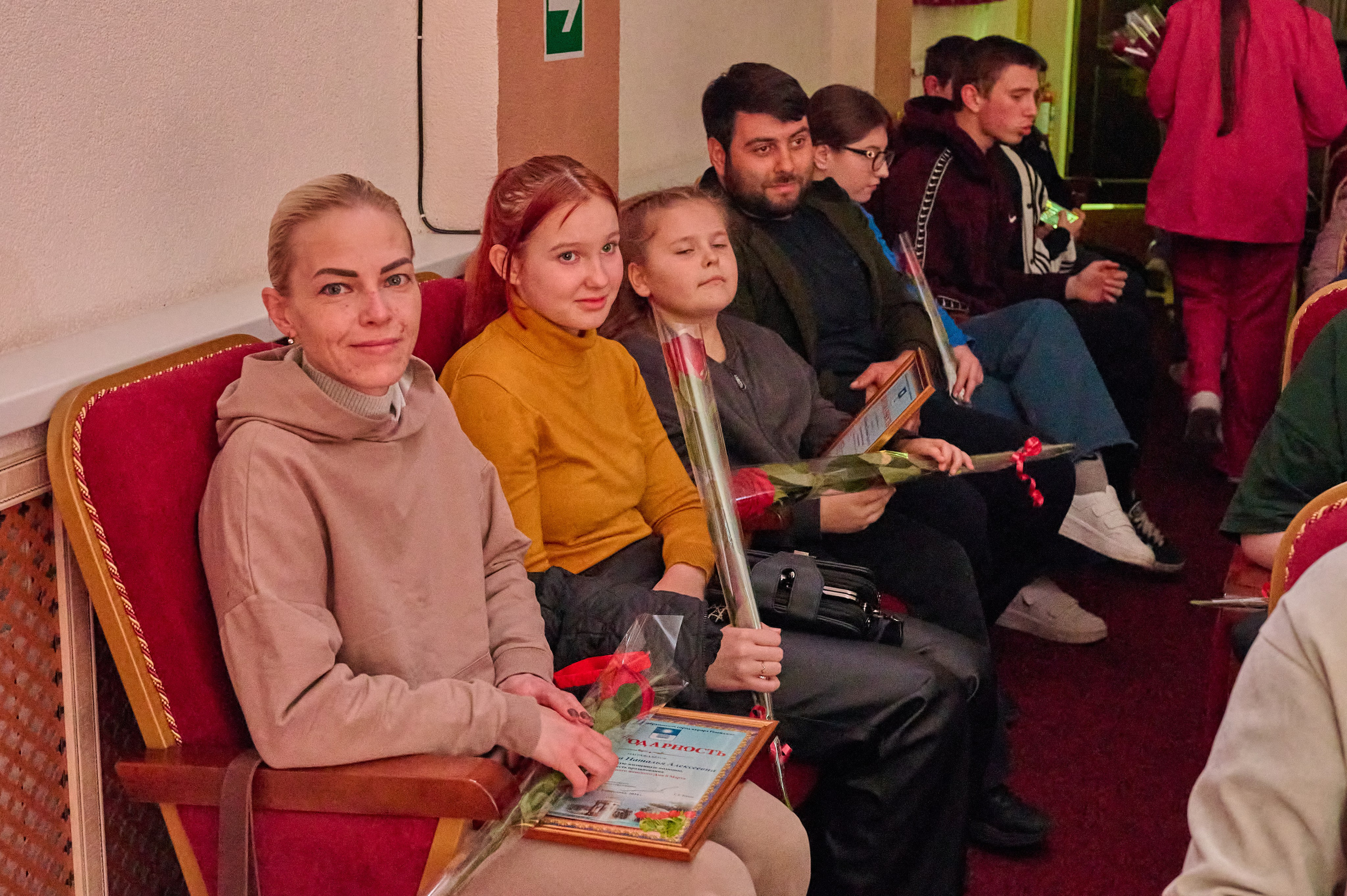 8 марта Виноградный. Жизнь курорта Кабардинка в фотографиях