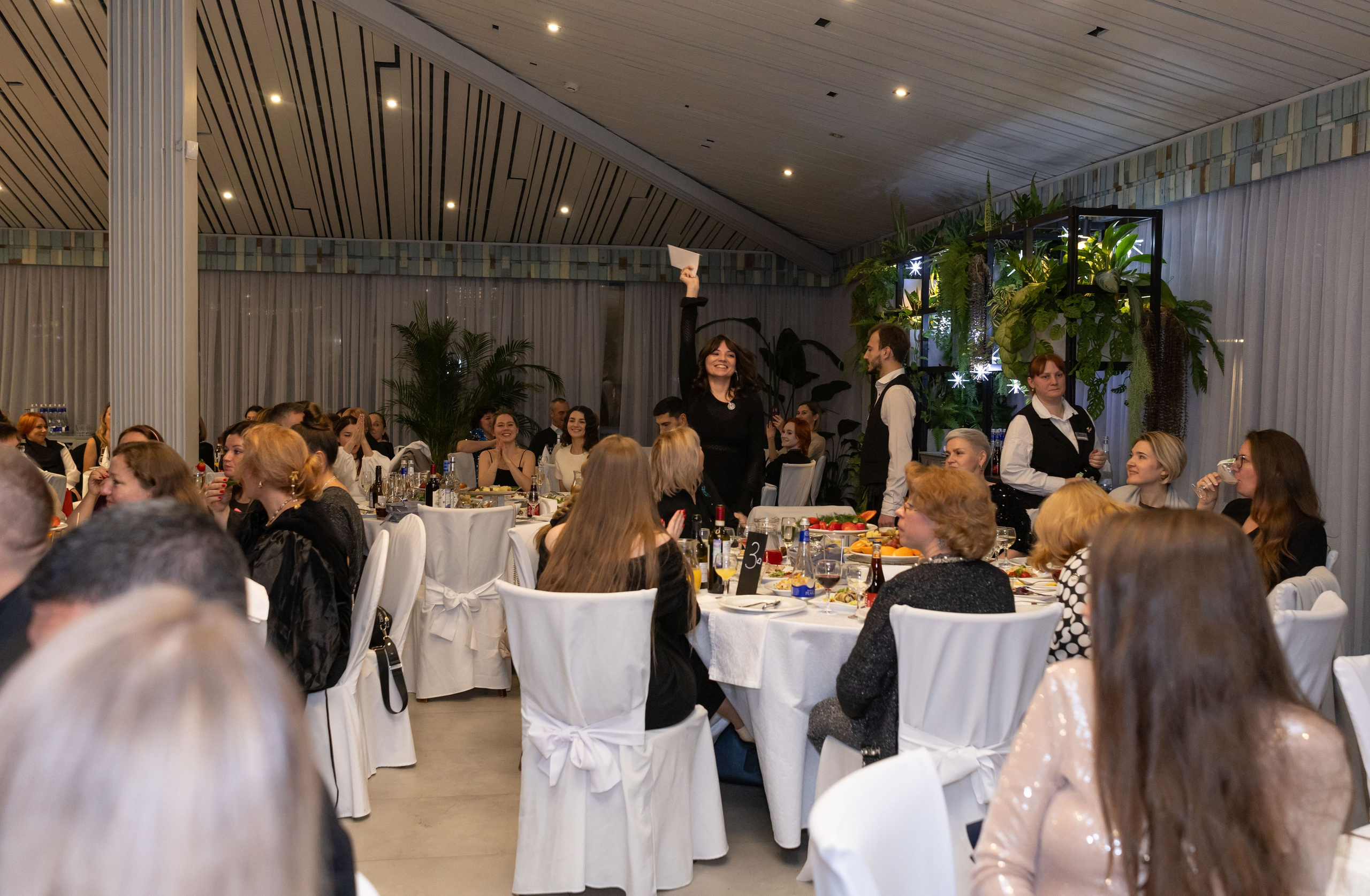 Корпоратив ресторан Времена года Москва. Семейный и детский фотограф Анна Петракова