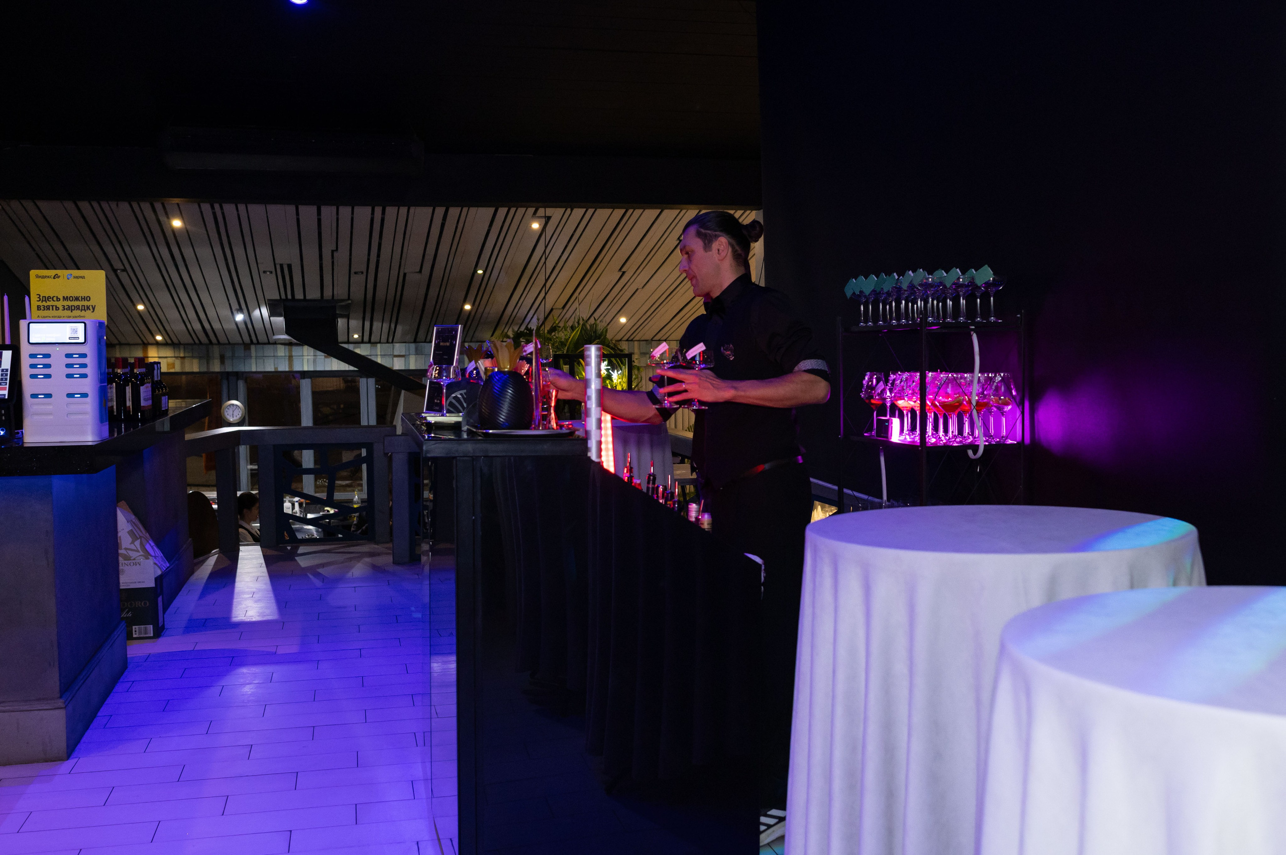 Корпоратив ресторан Времена года Москва. Семейный и детский фотограф Анна Петракова