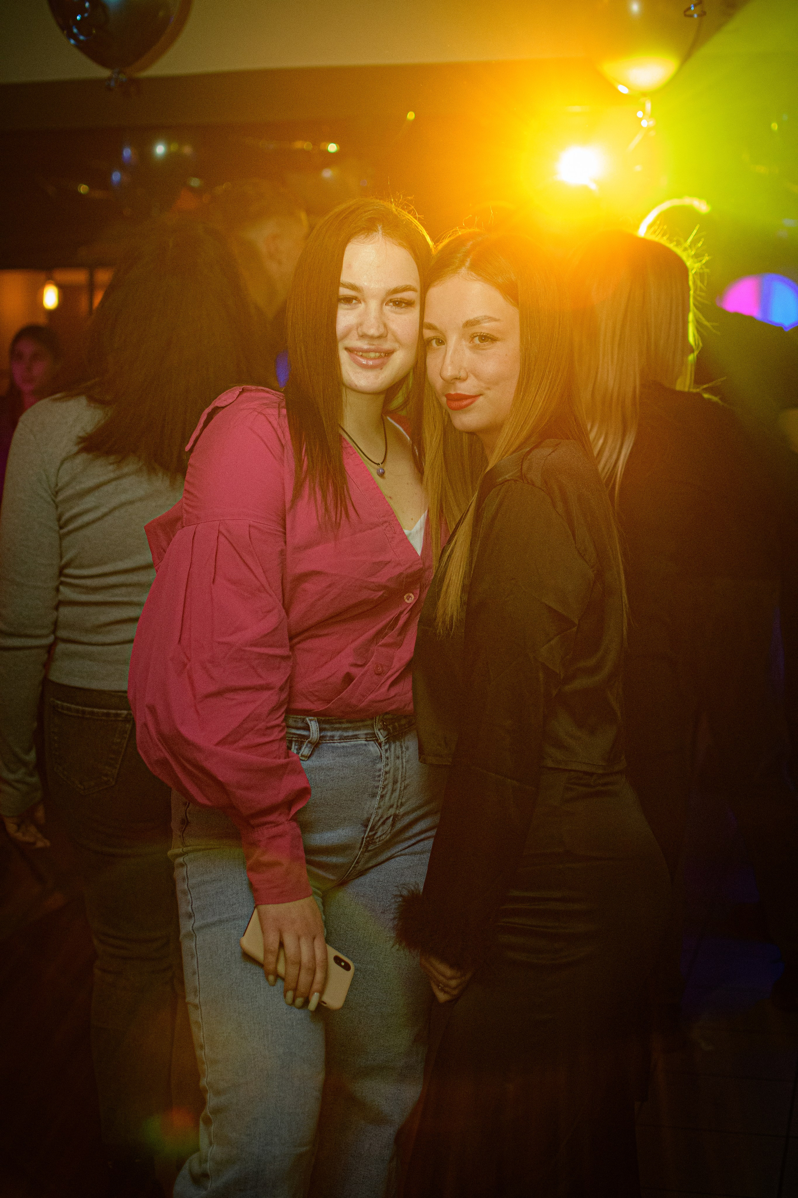 HOLLYWOOD / 6 YEARS. Photokarish