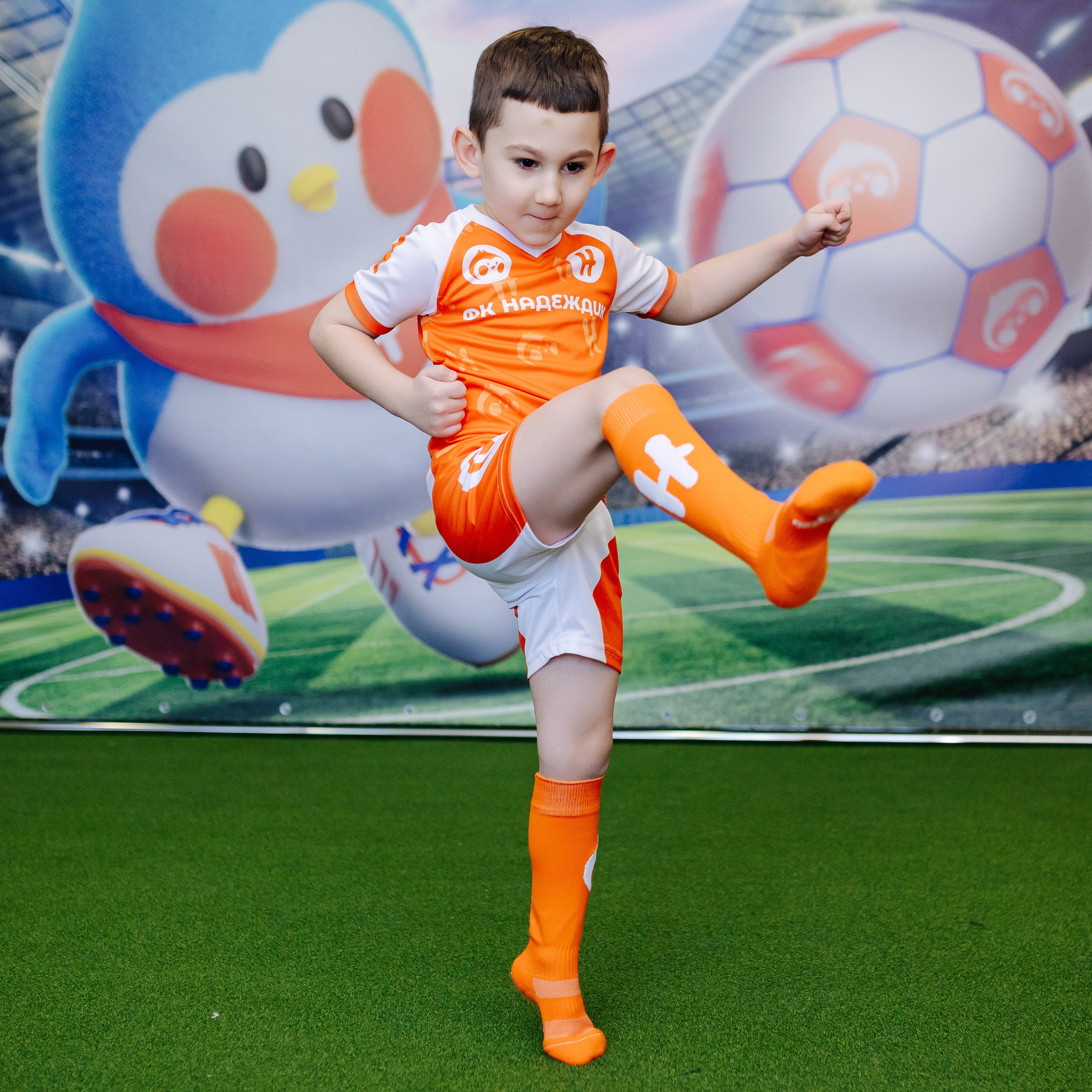 Фотосессия с кубком в детских садах г. Магнитогорска. Денис Прохоров Фотограф в г. Магнитогорск