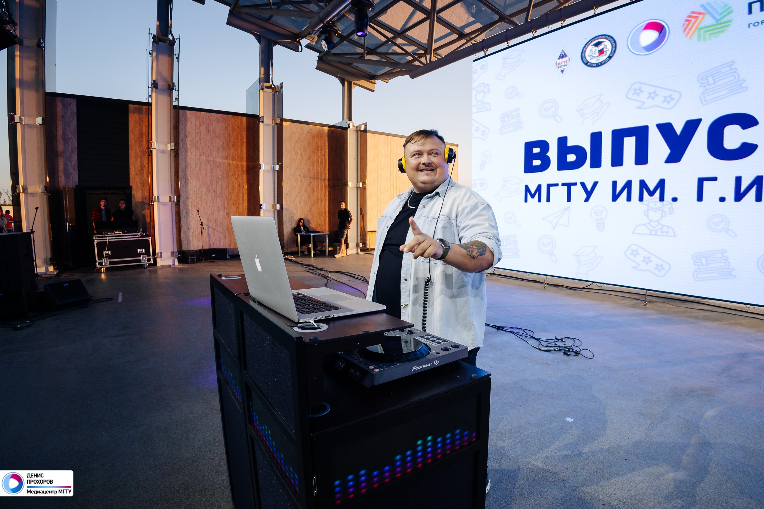 Выпускной МГТУ им. Г. И. Носова — 2024 // 17.07.2024. Денис Прохоров Фотограф в г. Магнитогорск