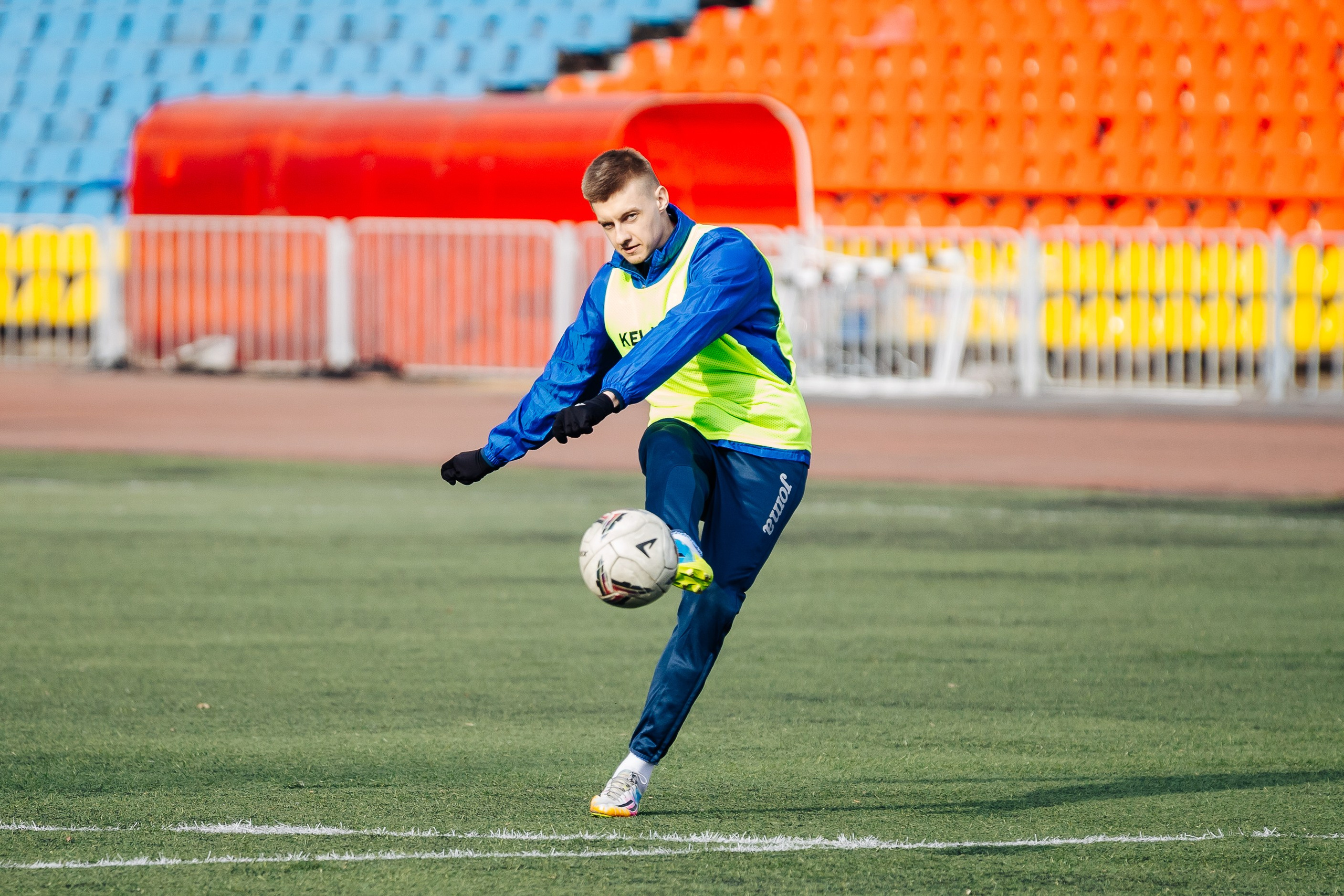 ФК Металлург — ФК Шахтер // 06.04.24. Денис Прохоров Фотограф в г. Магнитогорск