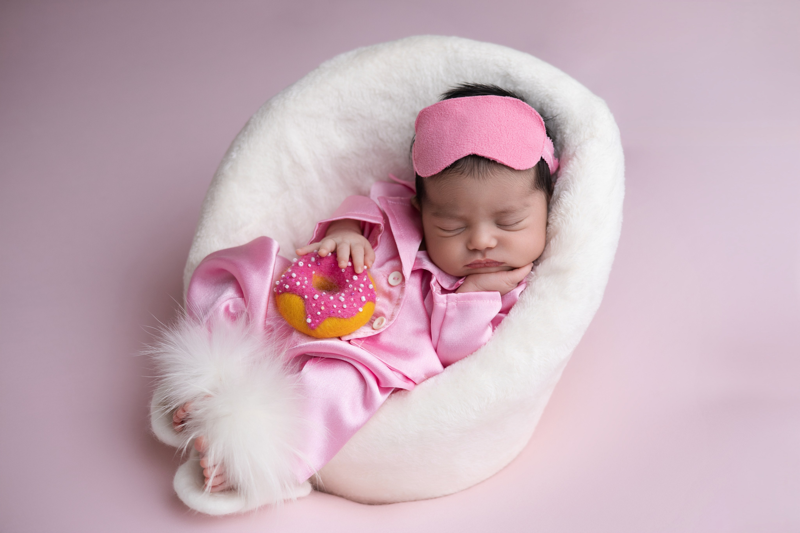 Давидова Лола Москва фотограф новорожденных