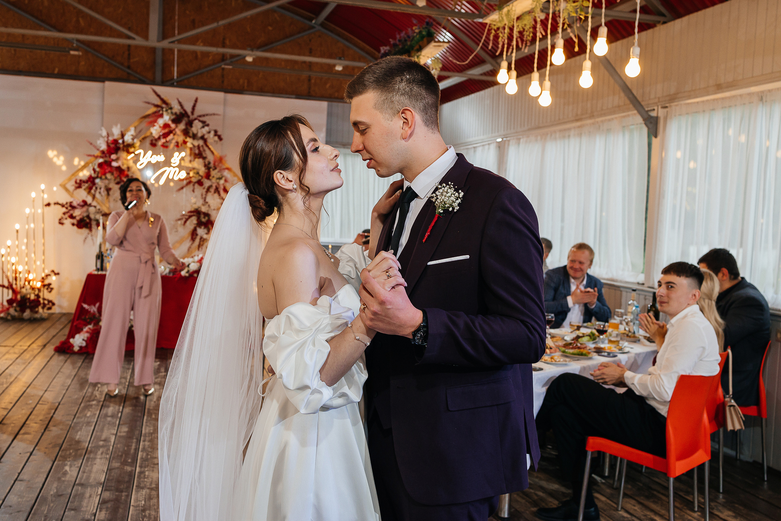 Элегантная выездная церемония в загородном клубе. Олег Сверчков | Свадебный фотограф Вологда