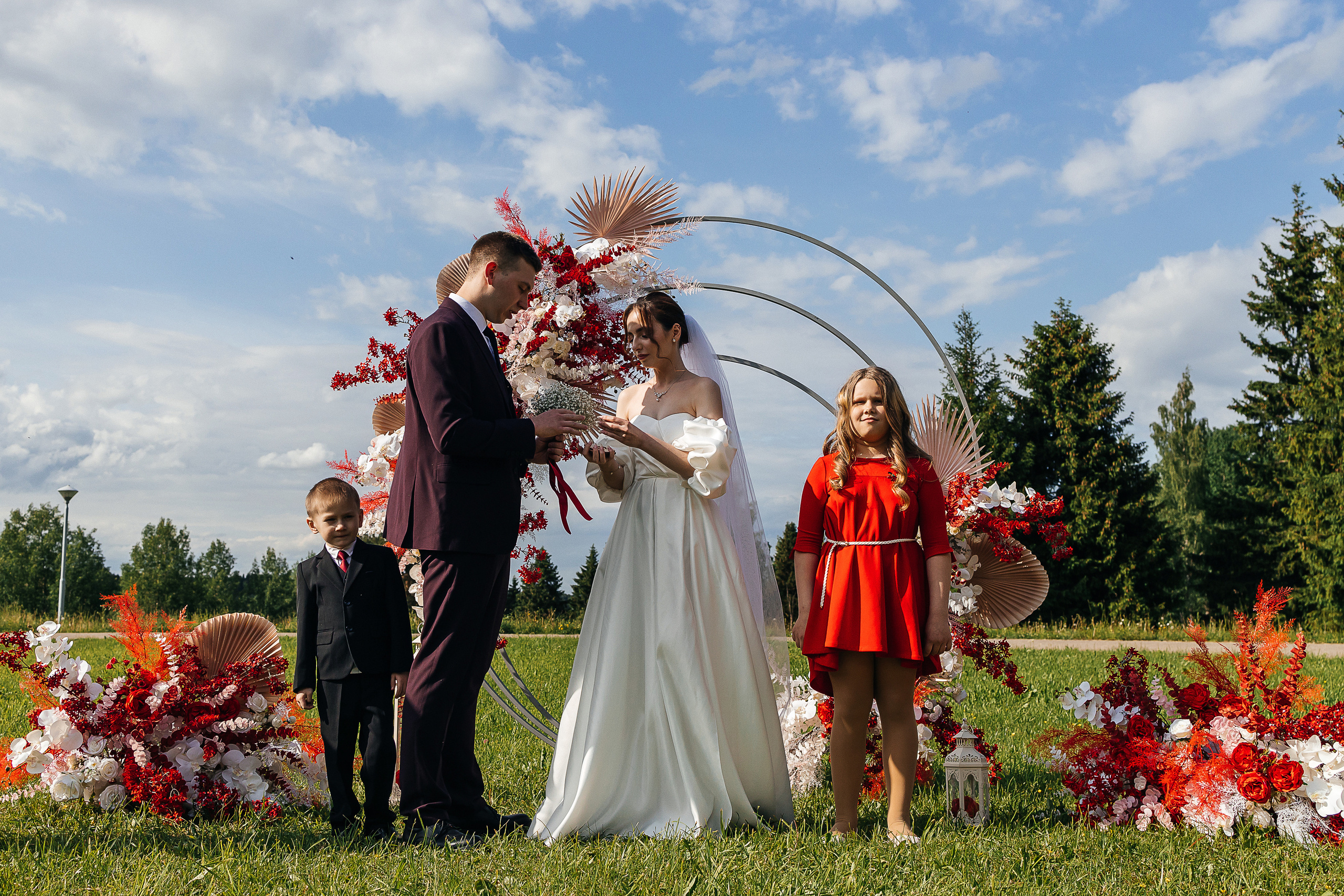 Элегантная выездная церемония в загородном клубе. Олег Сверчков | Свадебный фотограф Вологда
