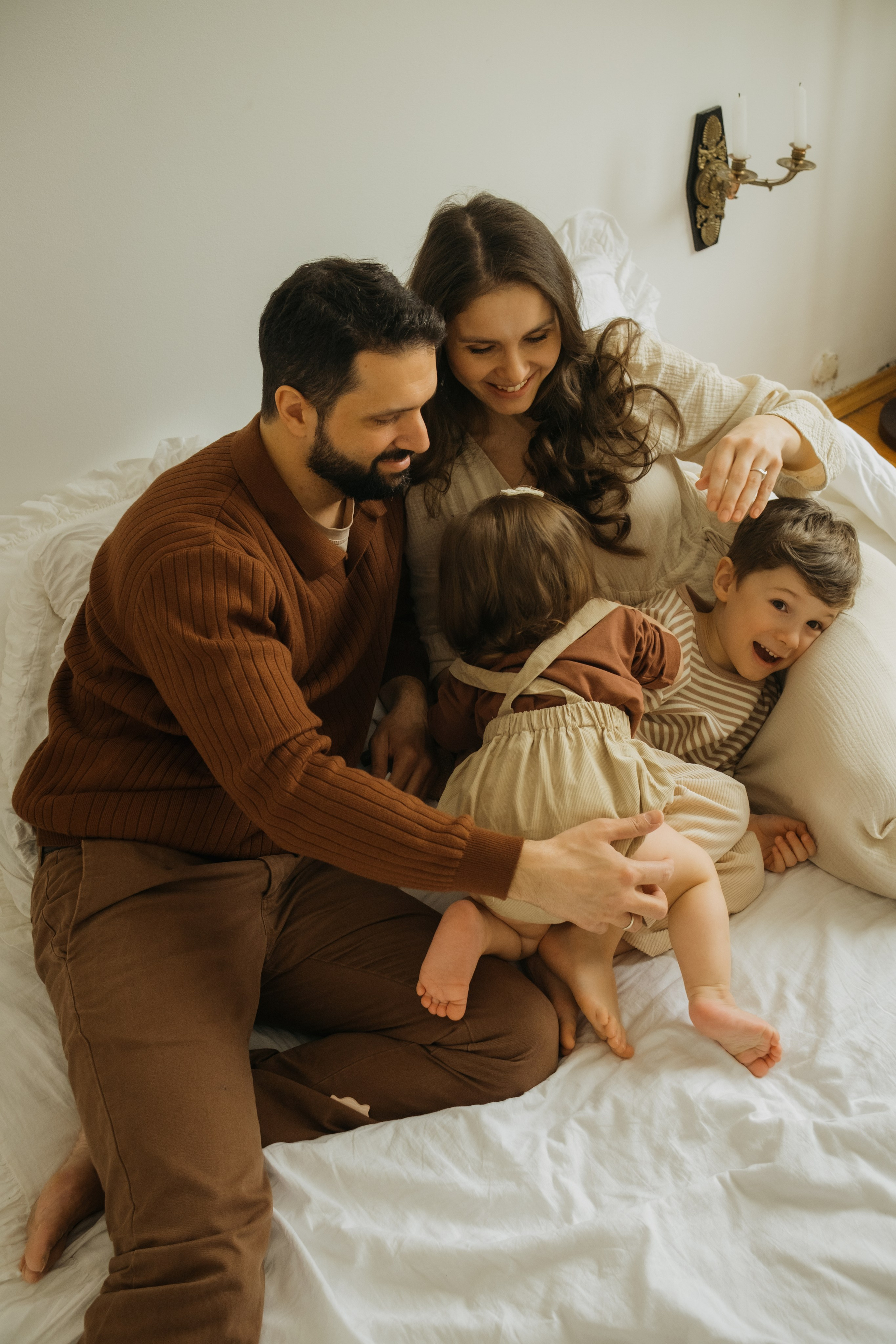 Семейные фотосессии дома и в студии. Семейный и детский фотограф в Москве Александра Михайлечко