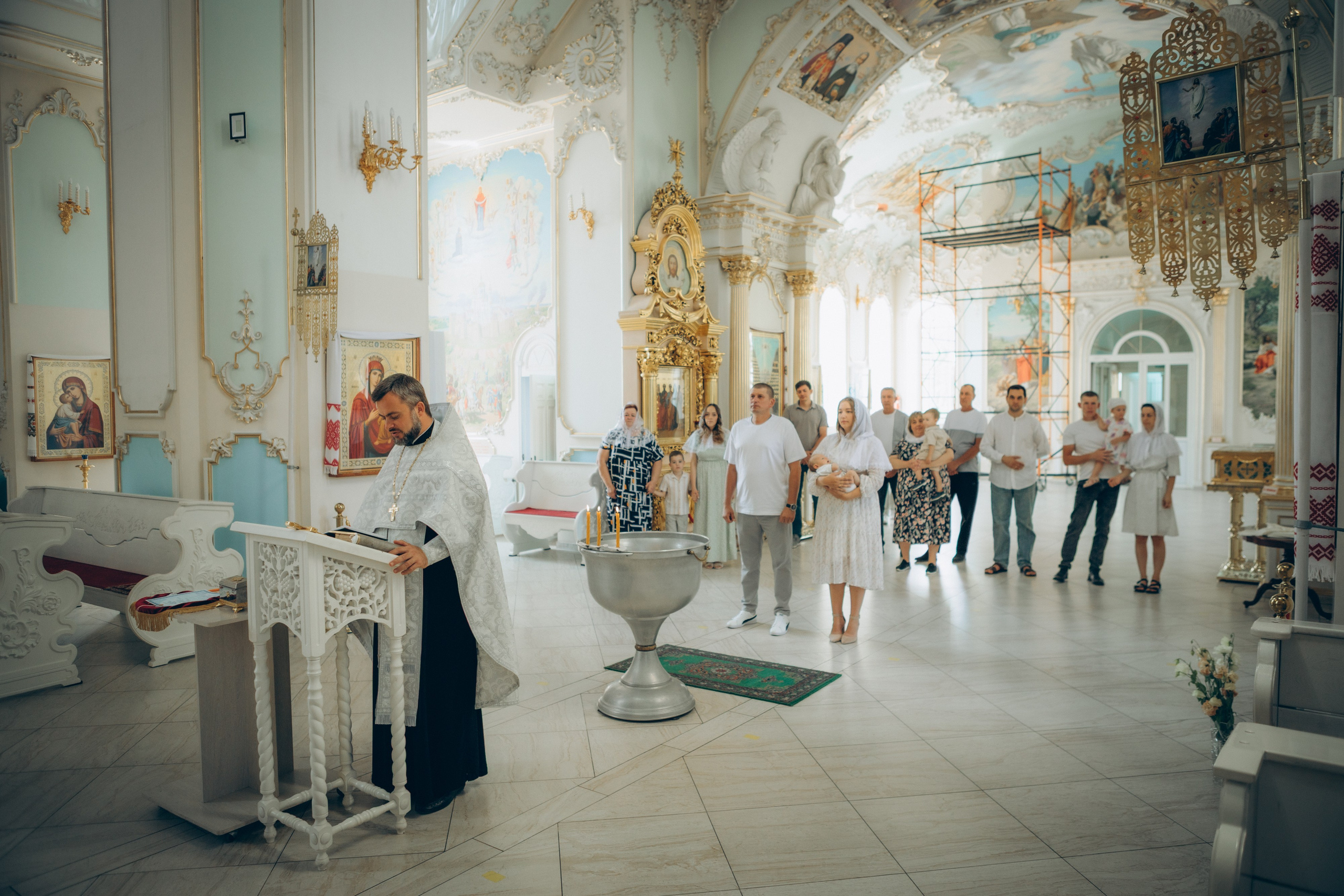Крещение Кирилла. Семейный фотограф и фотограф на роды в Ростове-на-Дону Мухина Виктория