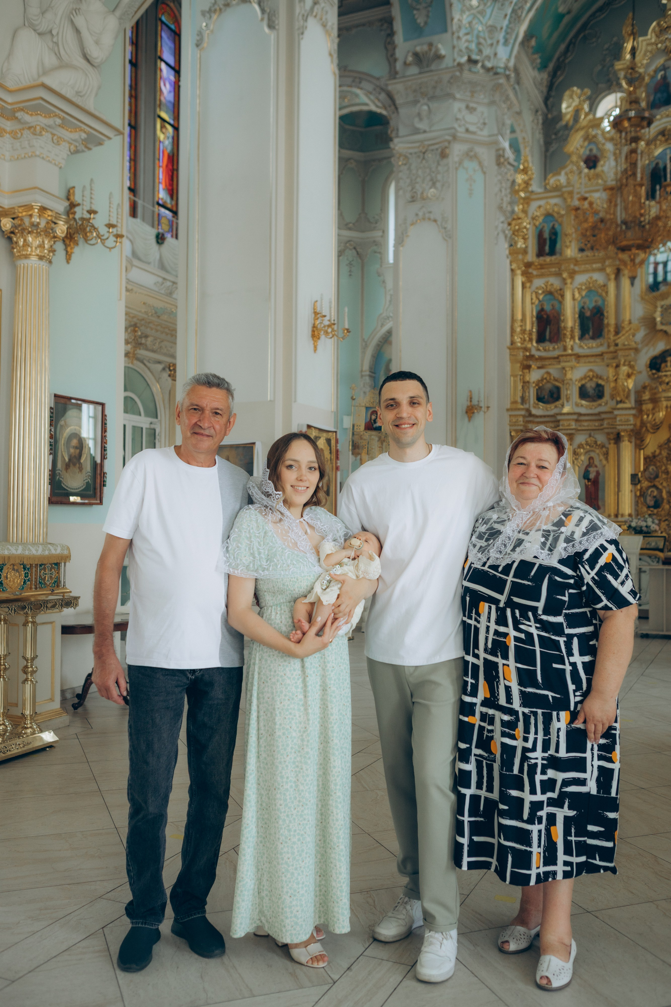 Крещение Кирилла. Семейный фотограф и фотограф на роды в Ростове-на-Дону Мухина Виктория