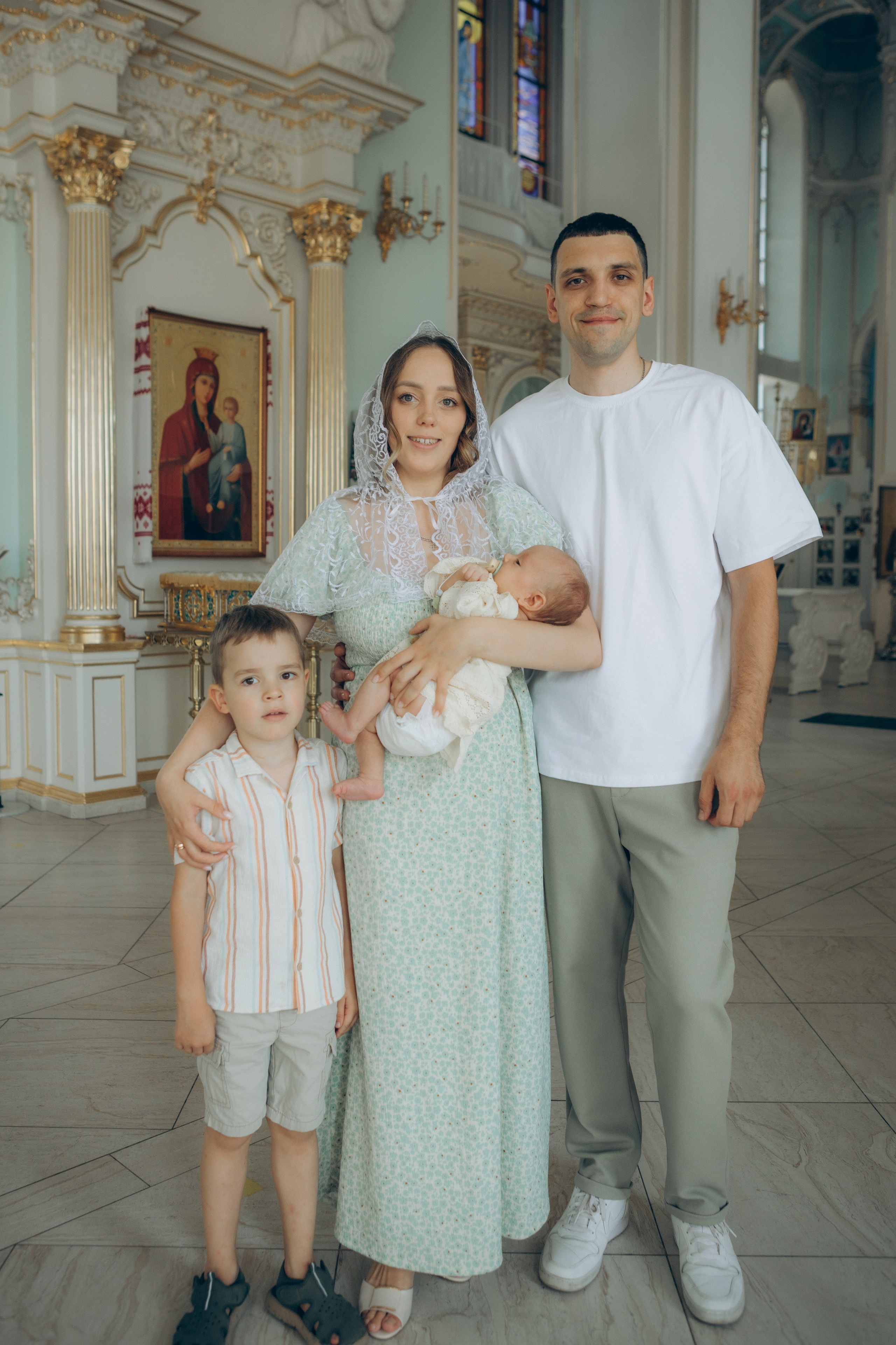 Крещение Кирилла. Семейный фотограф и фотограф на роды в Ростове-на-Дону Мухина Виктория