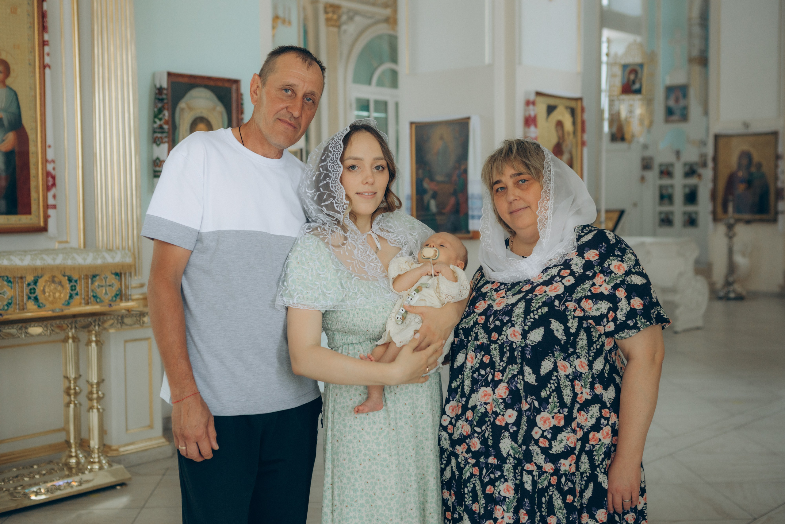 Крещение Кирилла. Семейный фотограф и фотограф на роды в Ростове-на-Дону Мухина Виктория