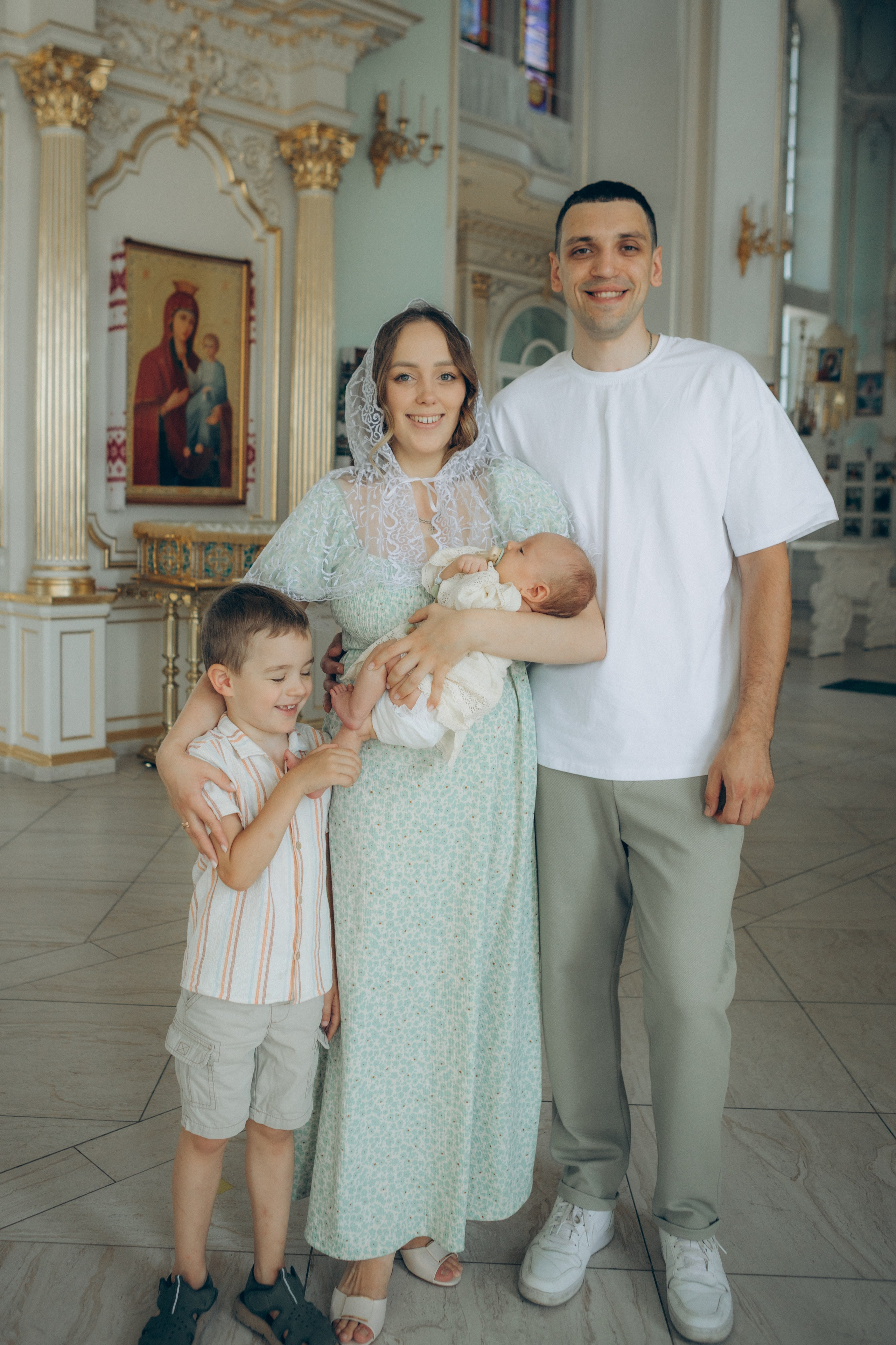 Крещение Кирилла. Семейный фотограф и фотограф на роды в Ростове-на-Дону Мухина Виктория