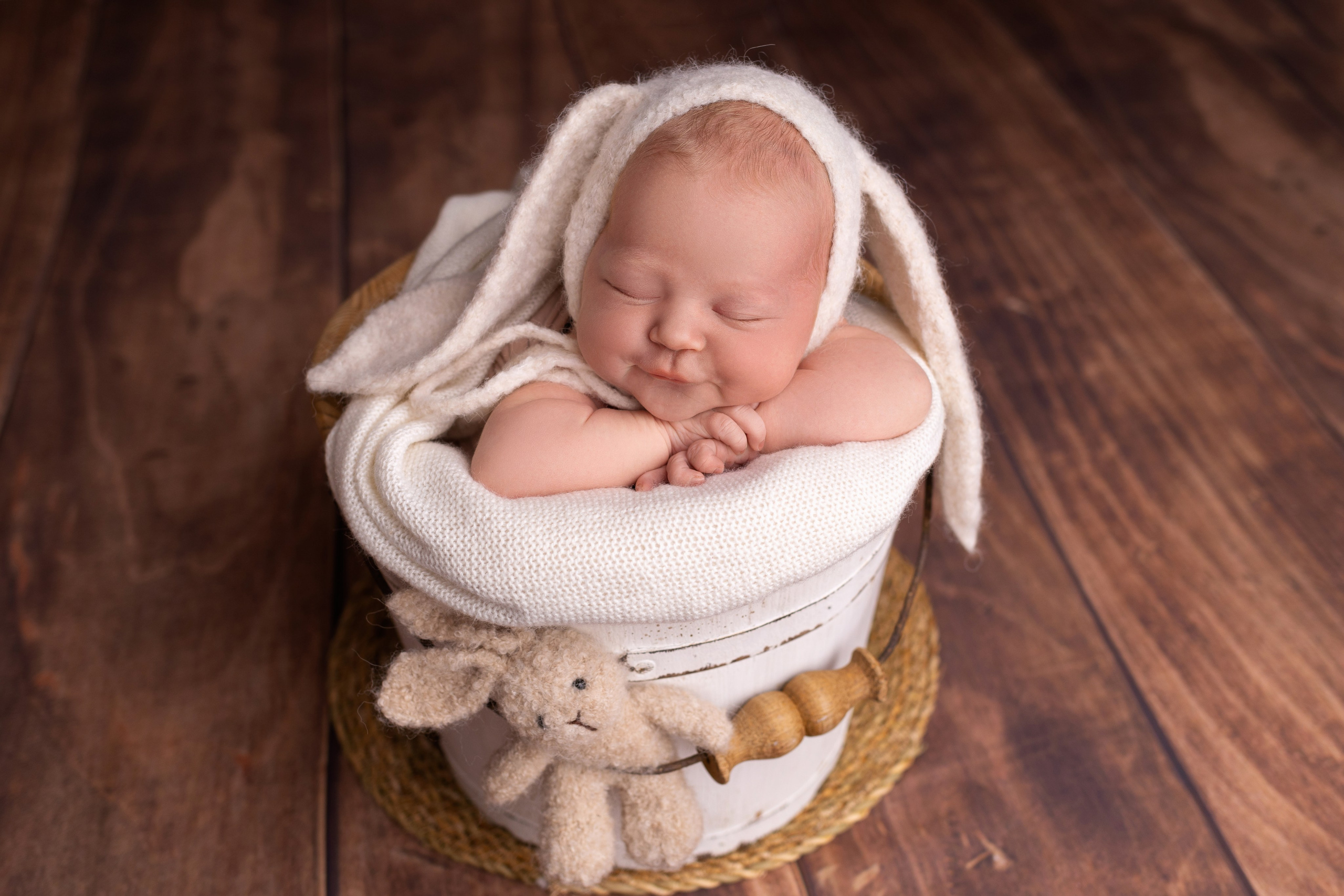 Классическая фотосессия малыша. Фотограф новорожденных малышей в Омске и Омской области Эльвира Камаева