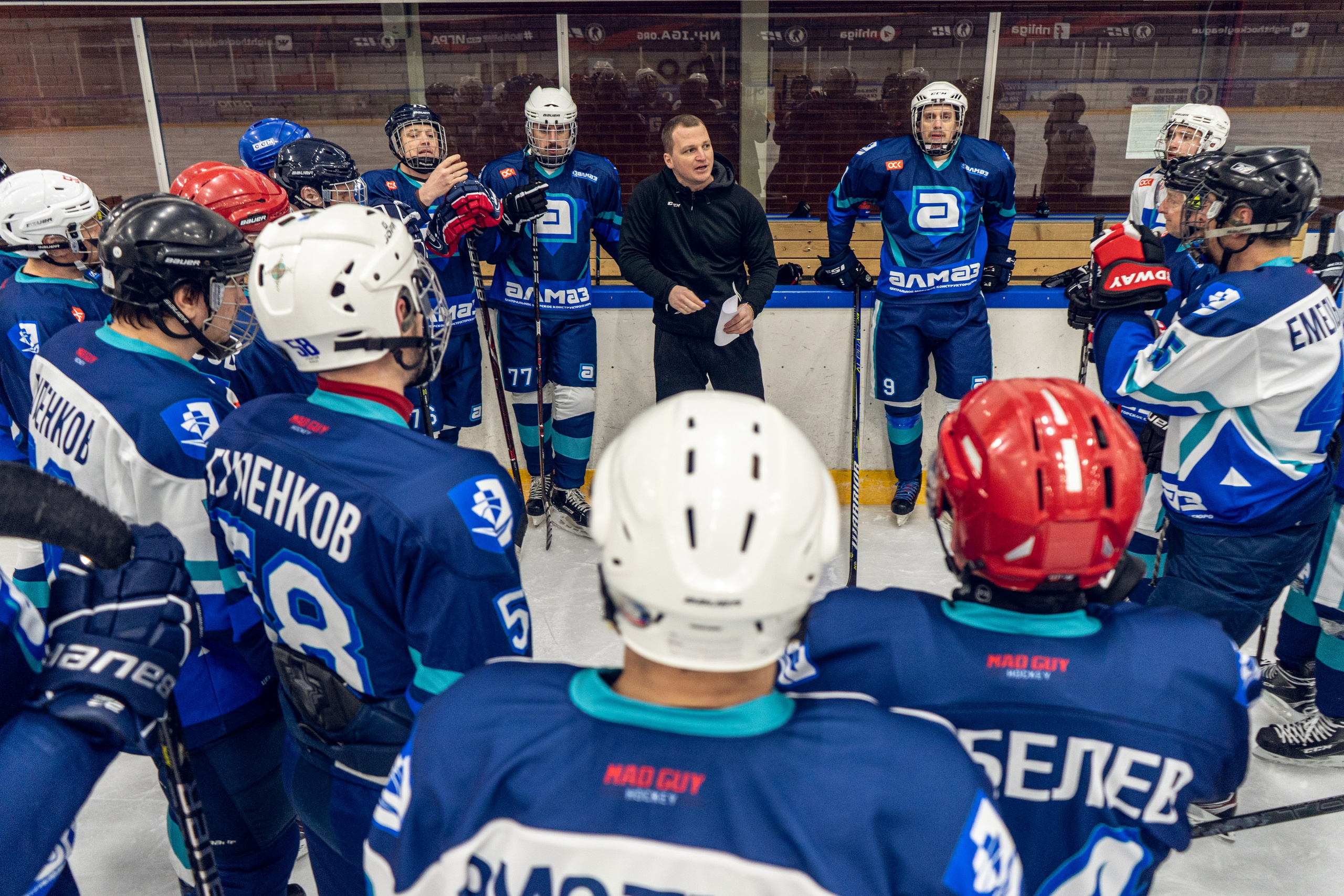 Тренировка по хоккею «ЦМКБ «Алмаз»