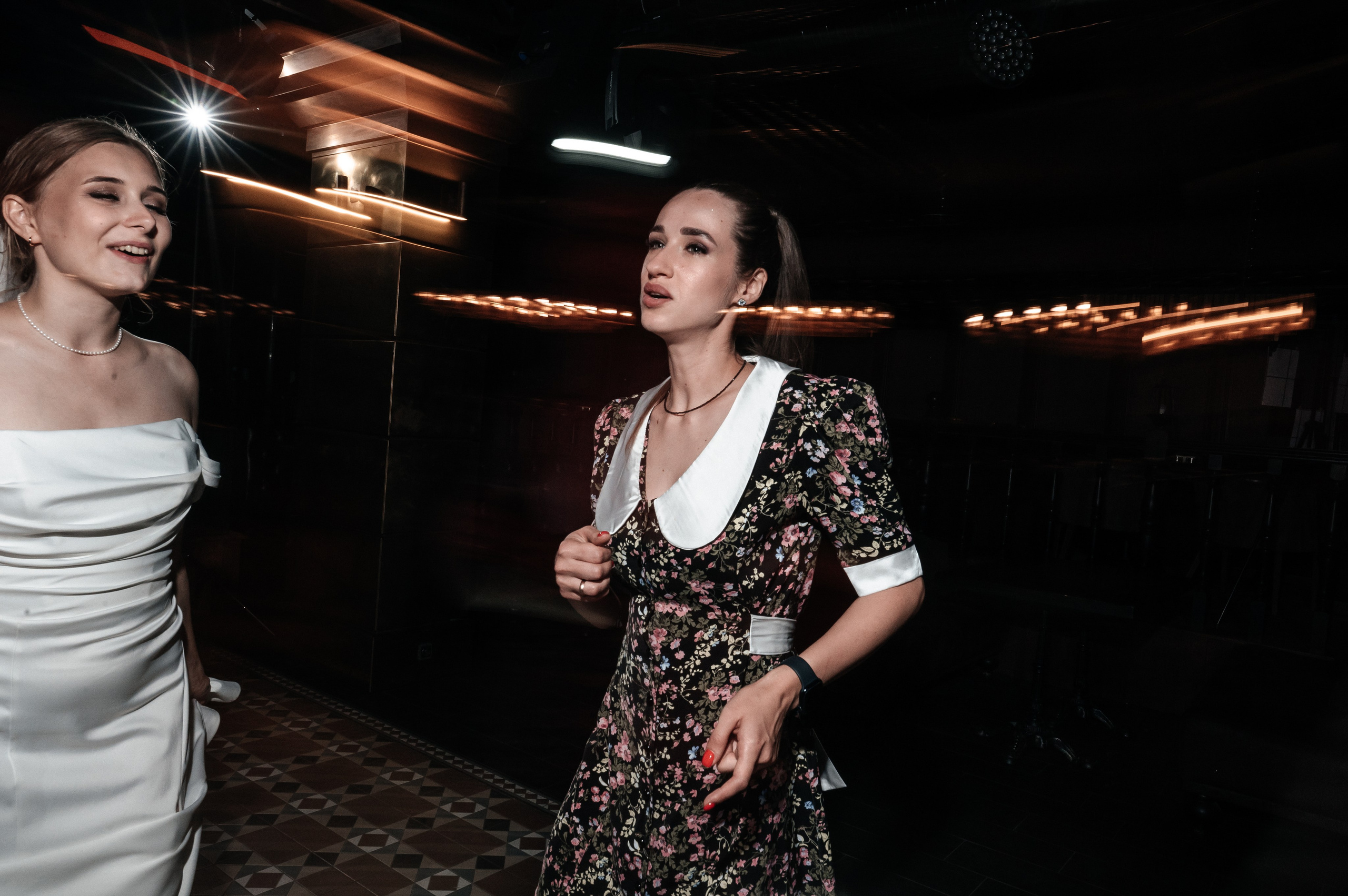 Даниил и Валерия. Черная утка. Полный день. Фотограф Екатерина Бочарникова