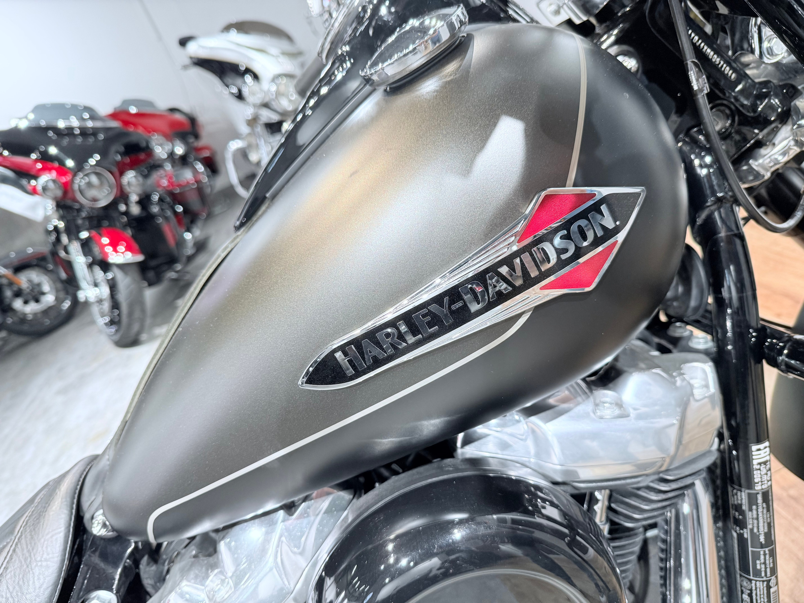 2022 Softail Slim (Rock RIver Denim). Hello Davidson, Москва. Только хорошие мотоциклы…