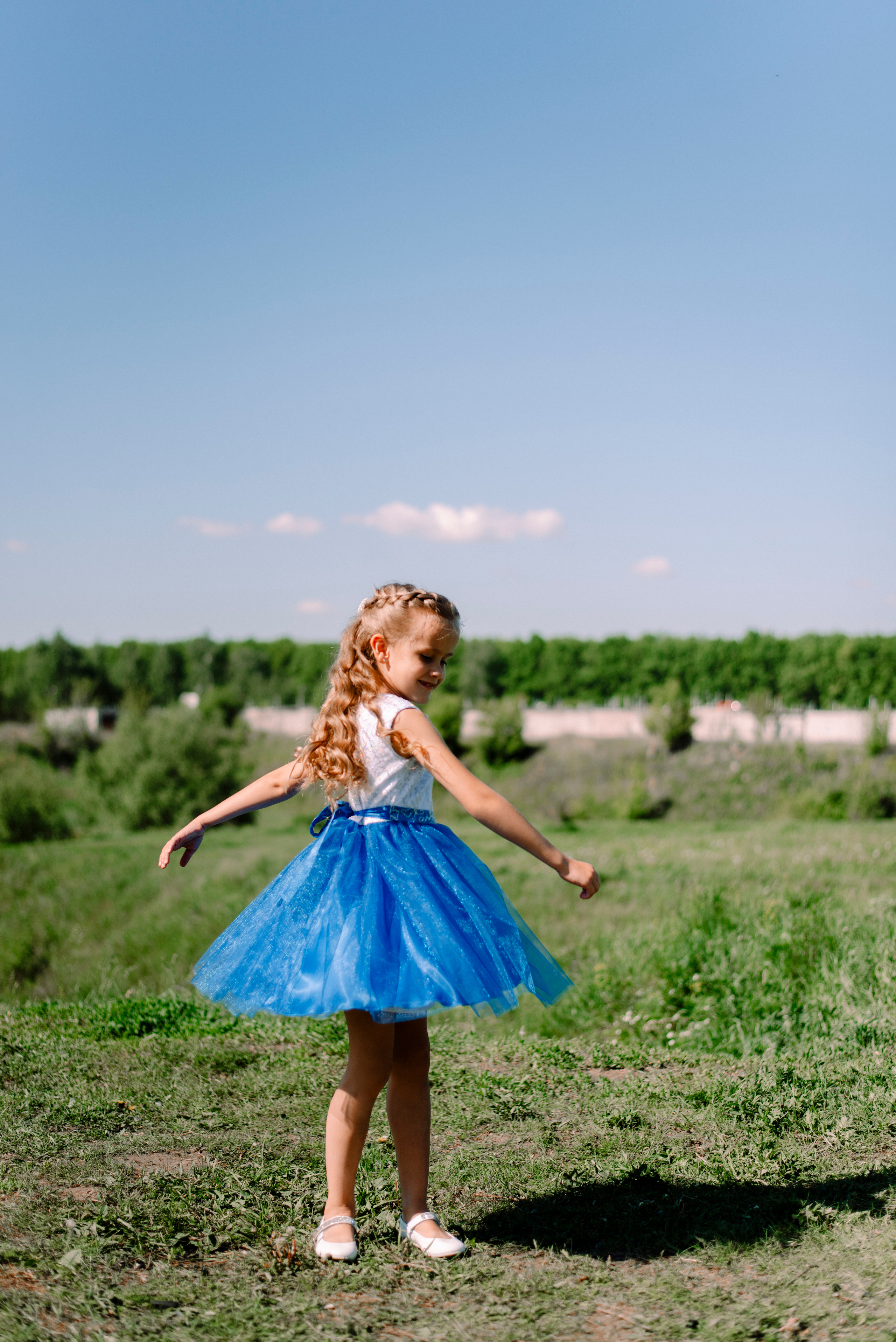 Как Настя на выпускной в садик шла. Семейный и свадебный фотограф в Рязани Лиза Голованова