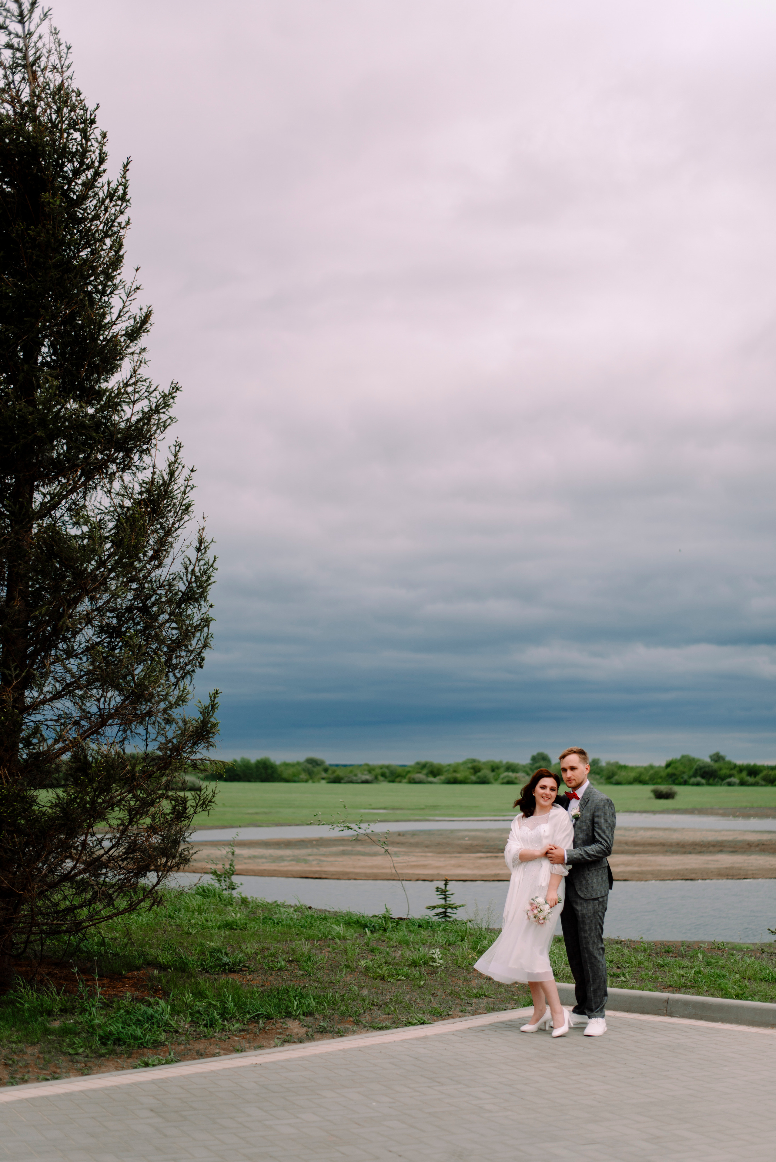 Ирина и Саша — красный май. Семейный и свадебный фотограф в Рязани Лиза Голованова