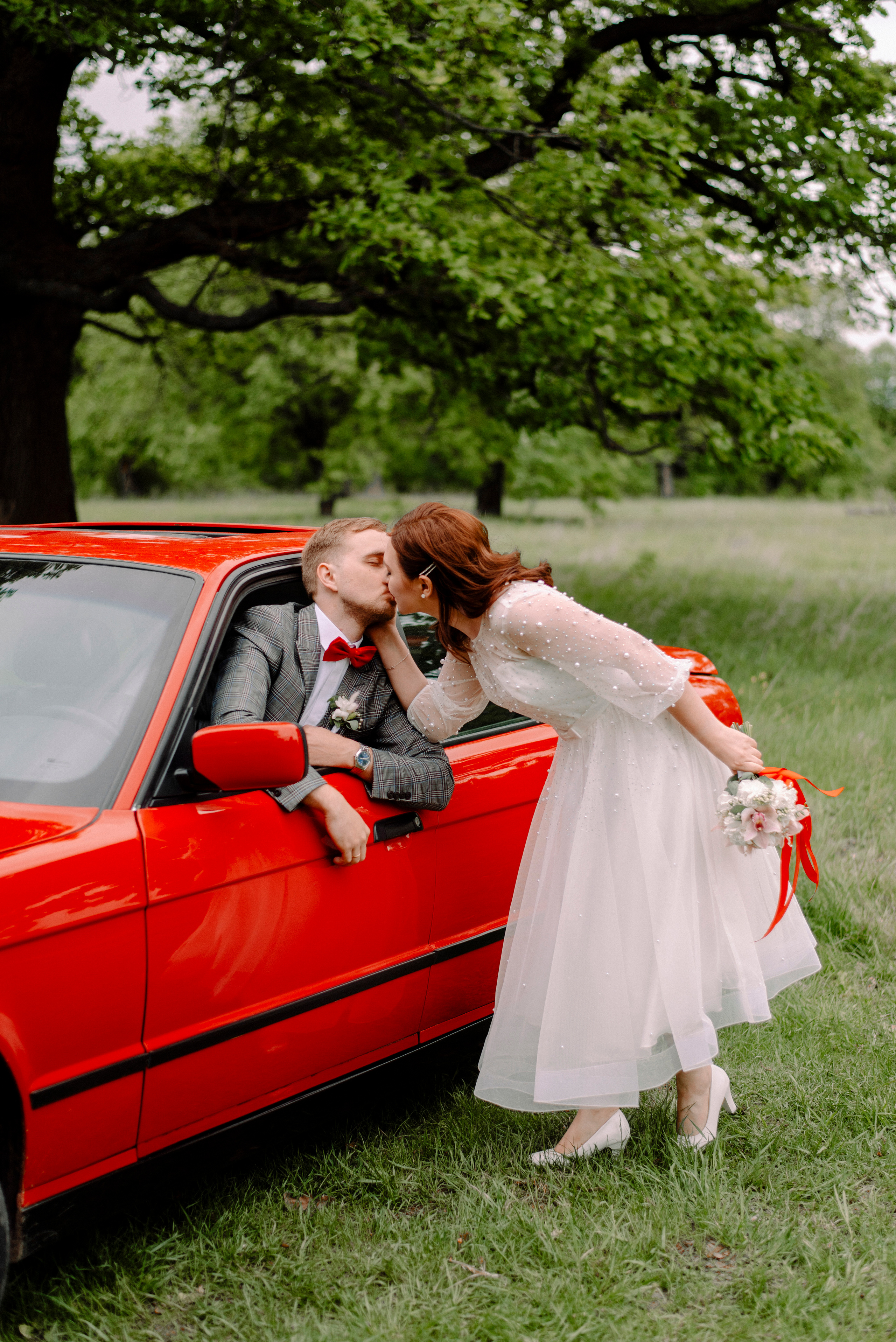 Ирина и Саша — красный май. Семейный и свадебный фотограф в Рязани Лиза Голованова