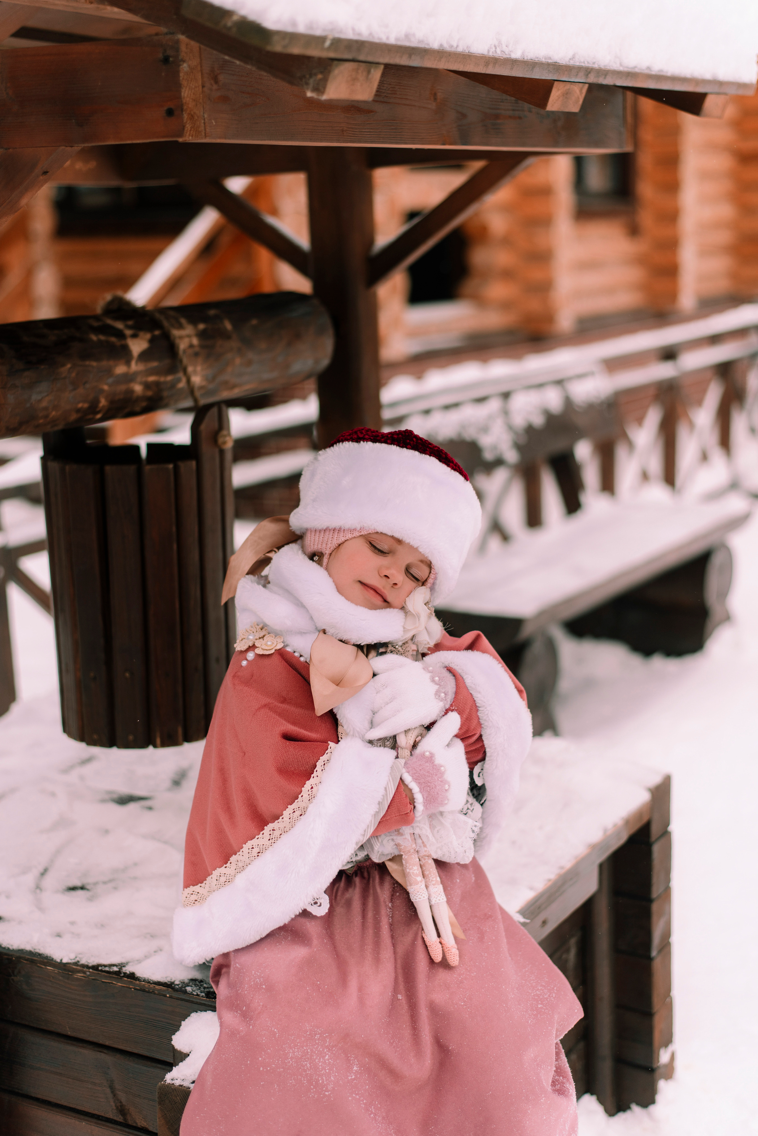 детская фотосессия, в русском стиле, колодец, зима, снег, тряпичная кукла