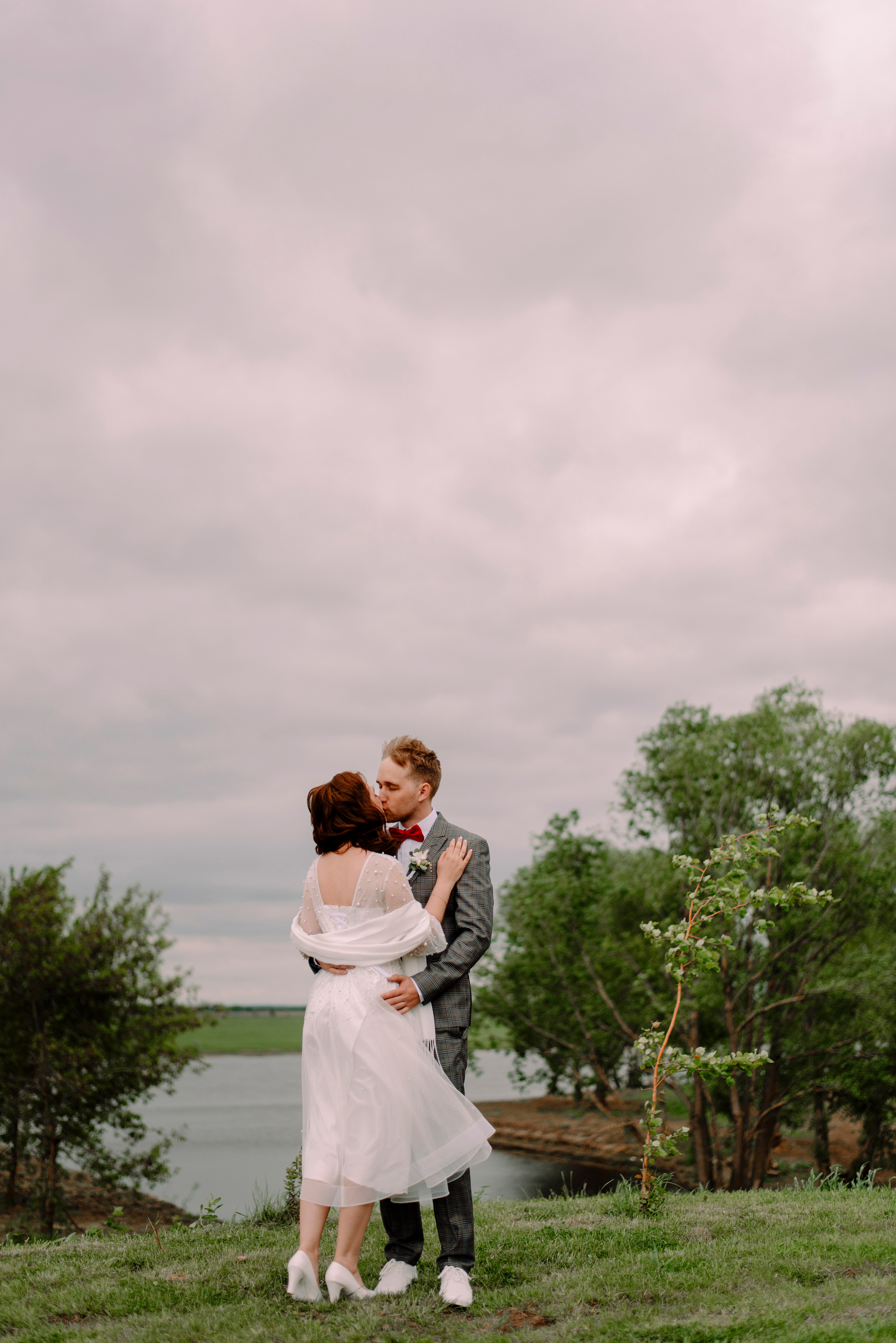 Ирина и Саша — красный май. Семейный и свадебный фотограф в Рязани Лиза Голованова