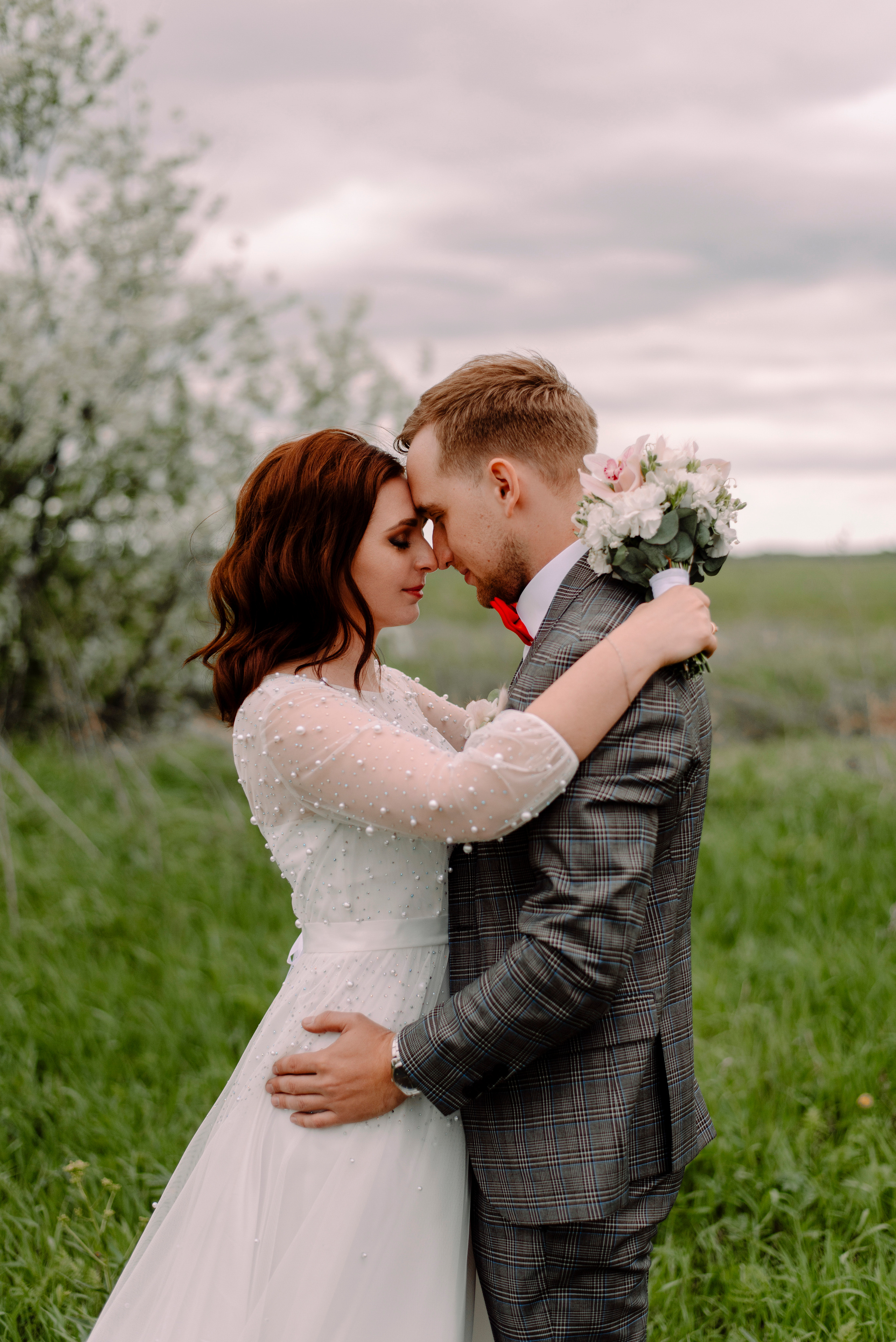 Ирина и Саша — красный май. Семейный и свадебный фотограф в Рязани Лиза Голованова