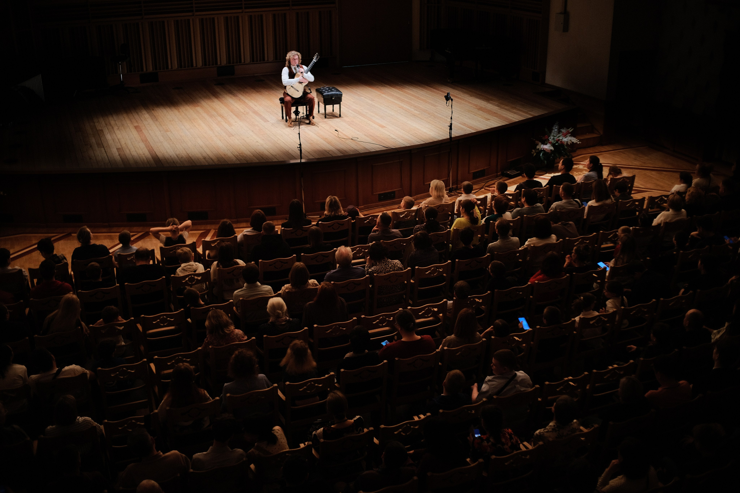 Гитарный концерт Романа Зорькина. Goncharov Tim