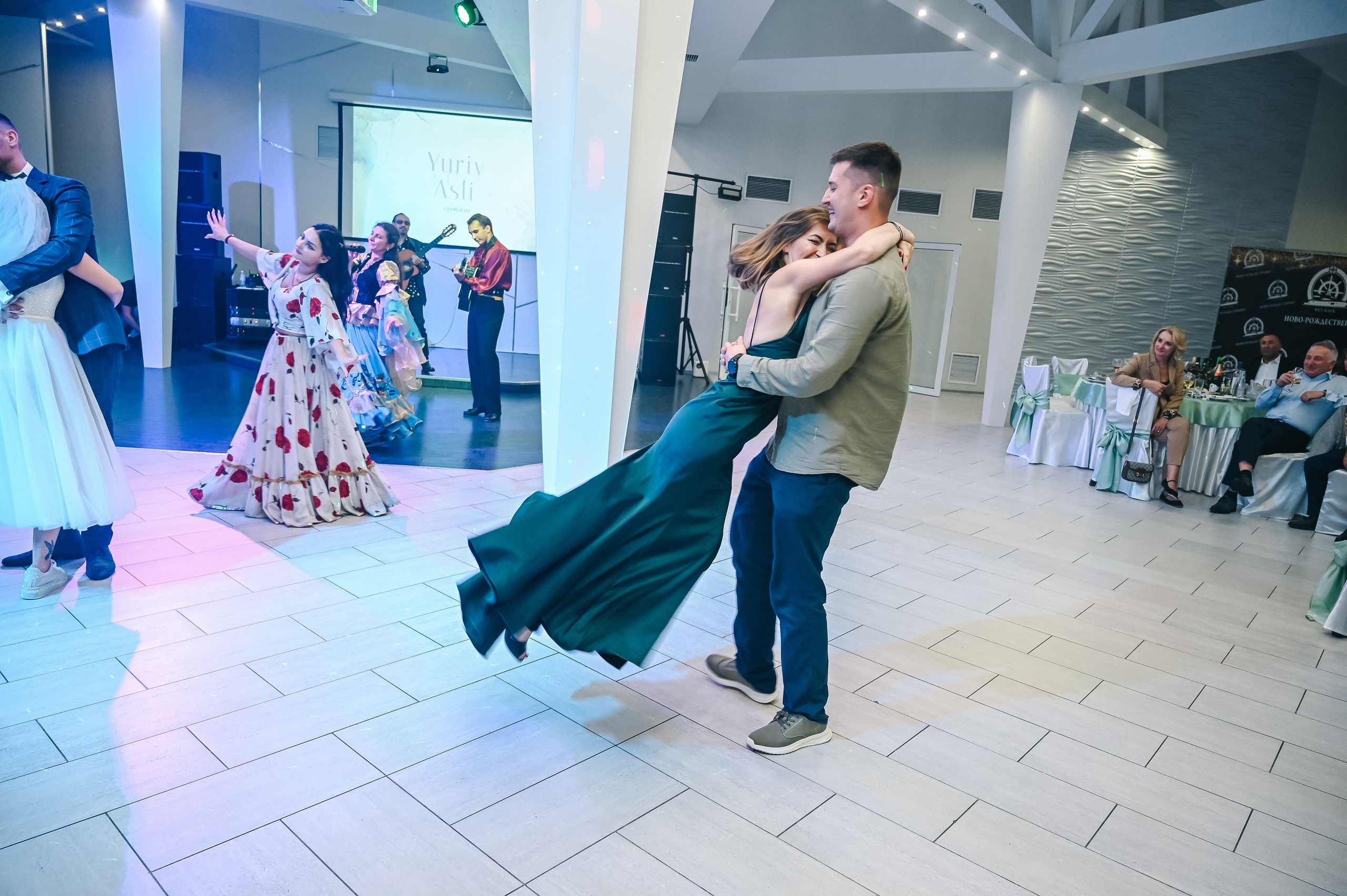 Асли Юрий яхт-клуб Ново-Рождественно. Фотограф Алёна Мил