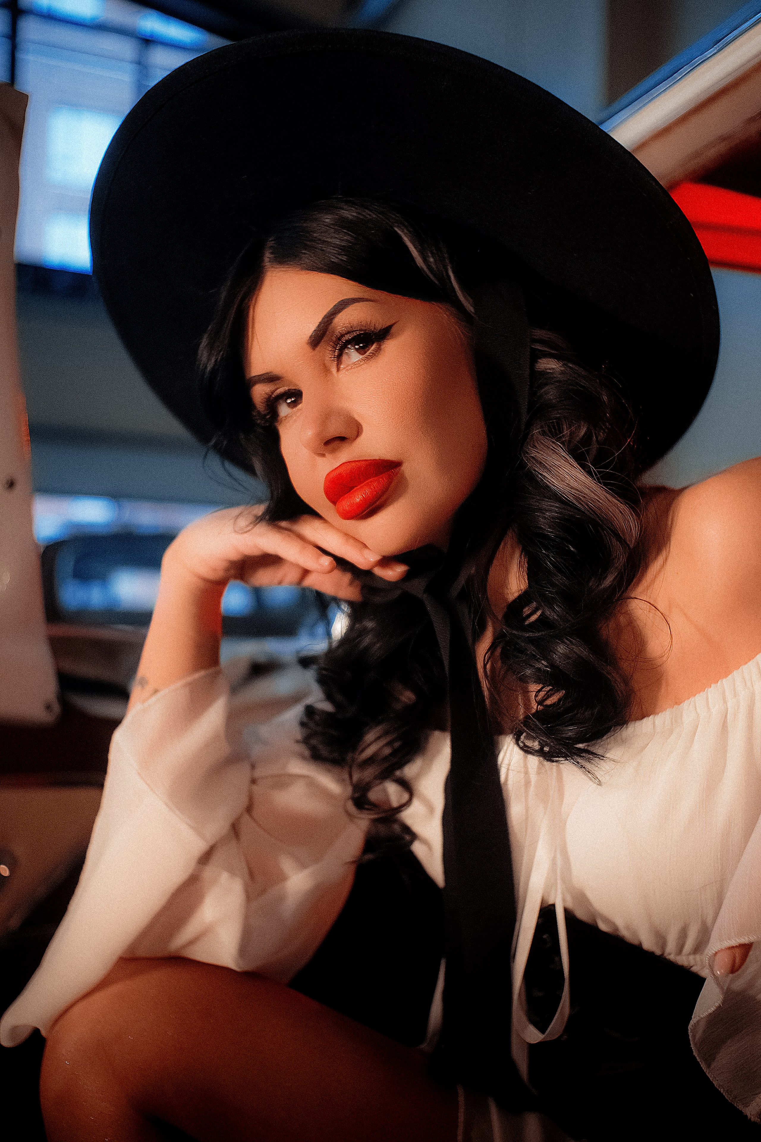 Фотосессия для Кристины в музее ретро автомобилей, Новосибирск. Фотограф в Новосибирске Владислав Унтерберг