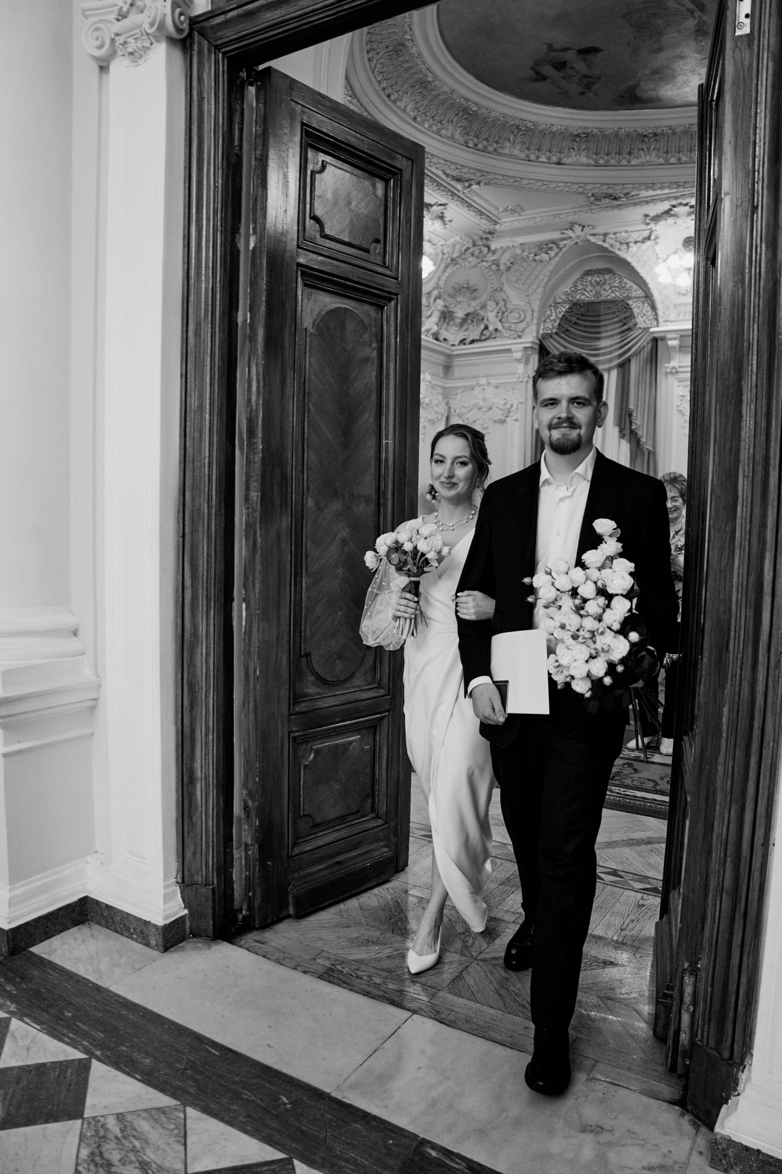 Кафе + Прогулка + ЗАГС. Фотограф / Санкт-Петербург / Галина Никонова