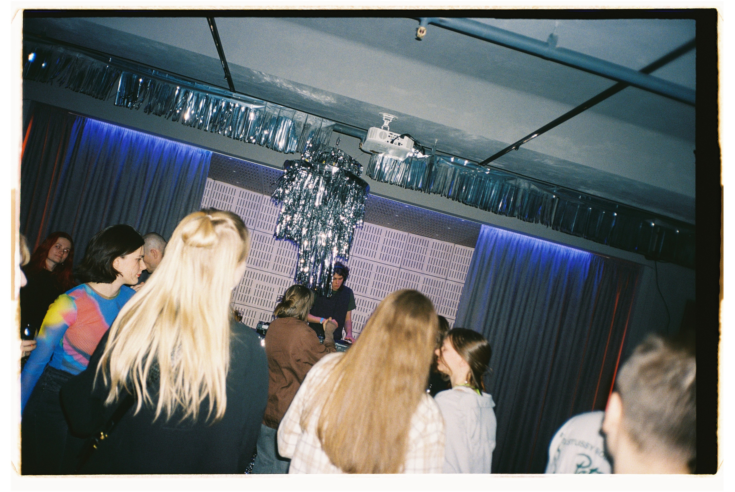 Party [3]. Плёночный фотограф — Москва