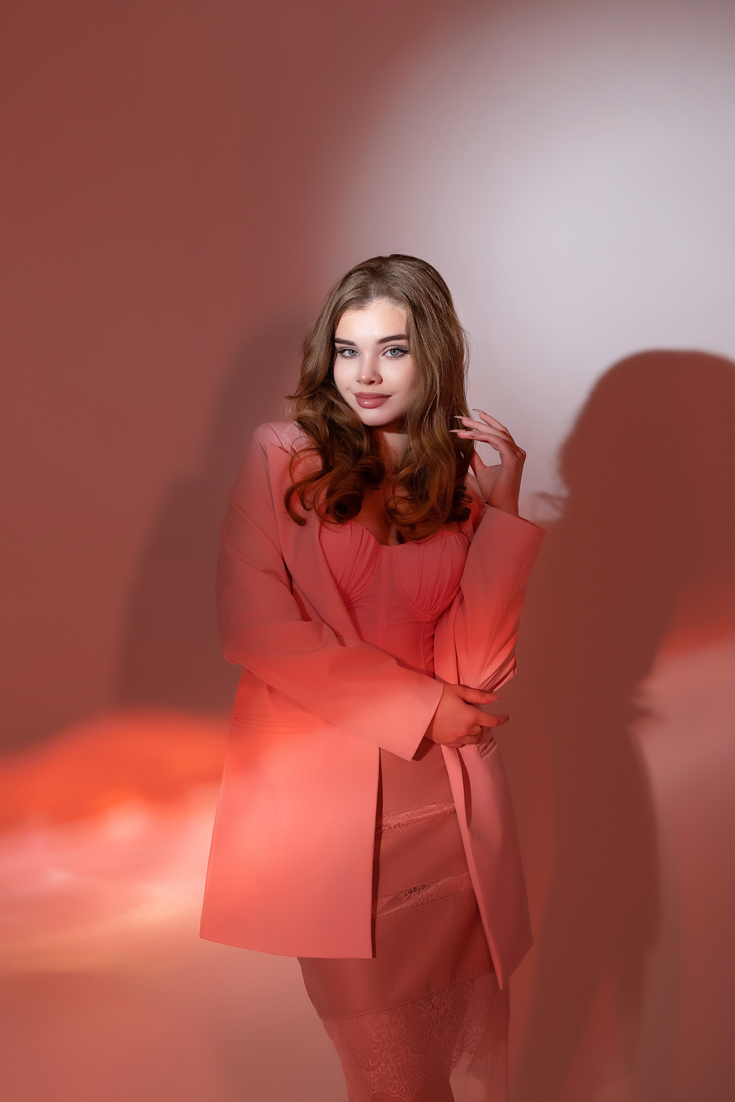 индивидуальная фотосессия женская фотосъемка студийная фотосессия минимализм фотостудия Армавир циклорама