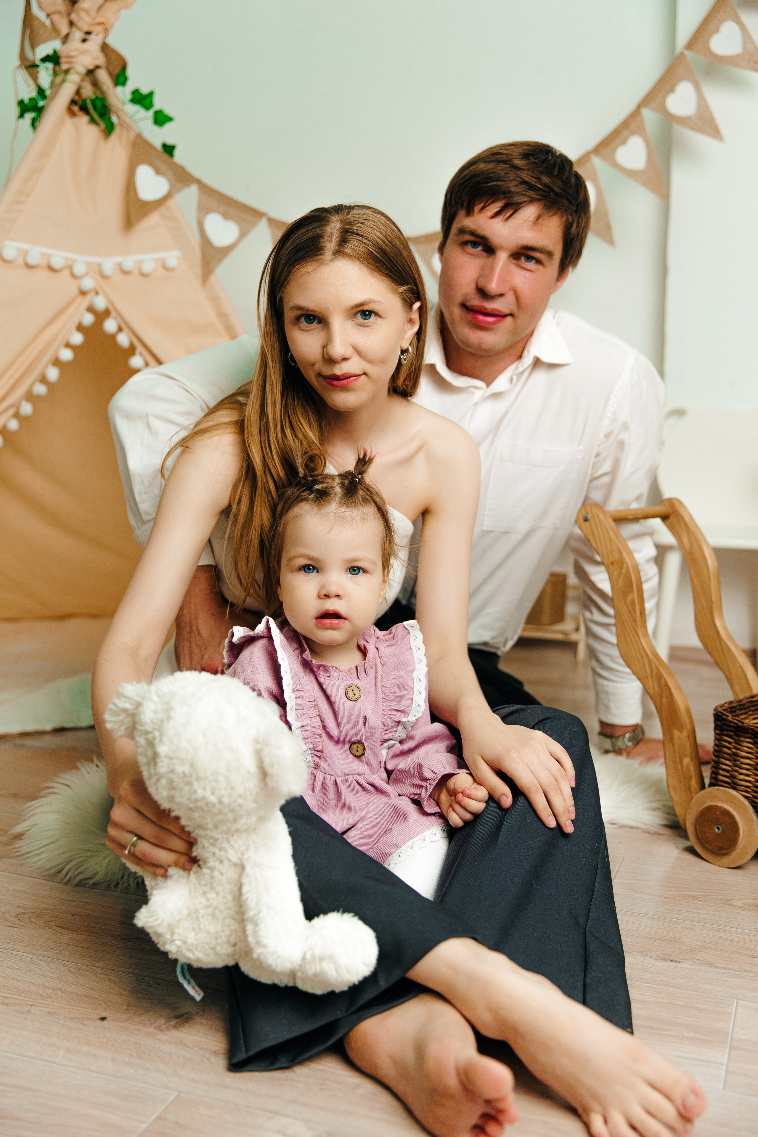 Варюше 1 годик. Свадебный фотограф Кропоткин Краснодар