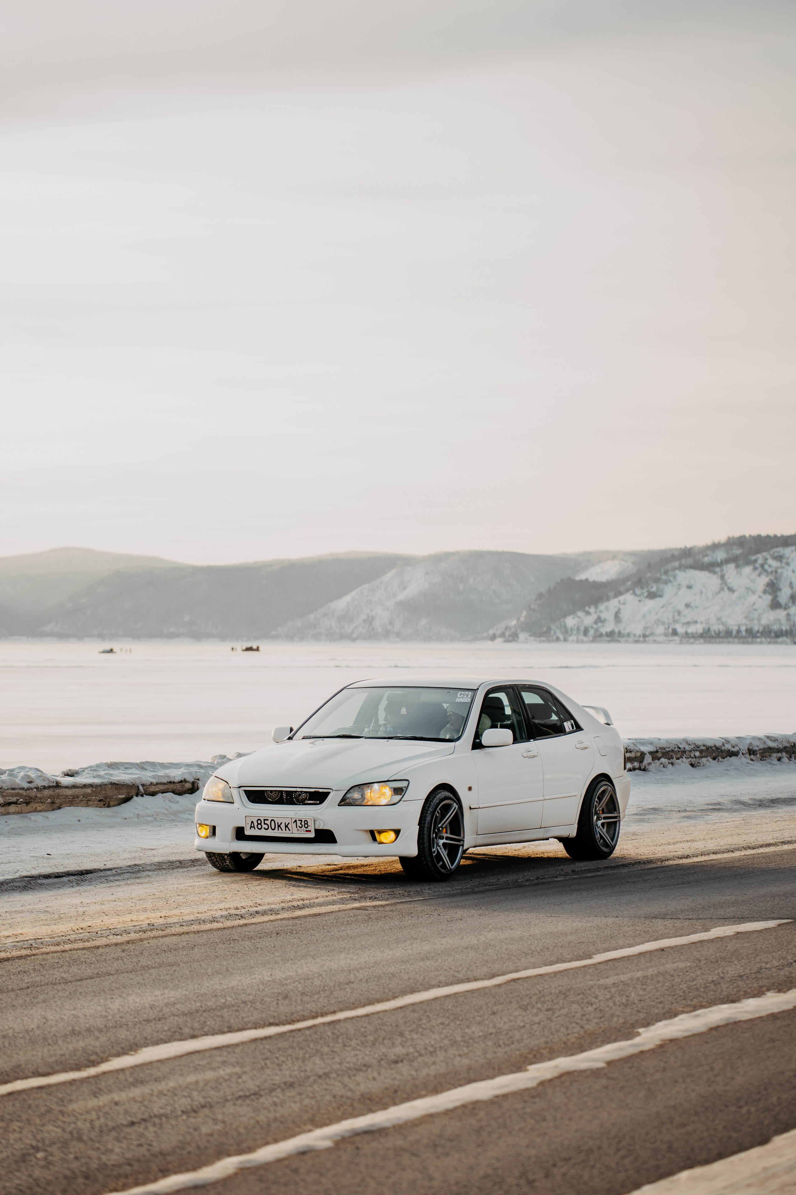 Toyota Altezza. Фотограф, видеограф и пилот дрона на Байкале