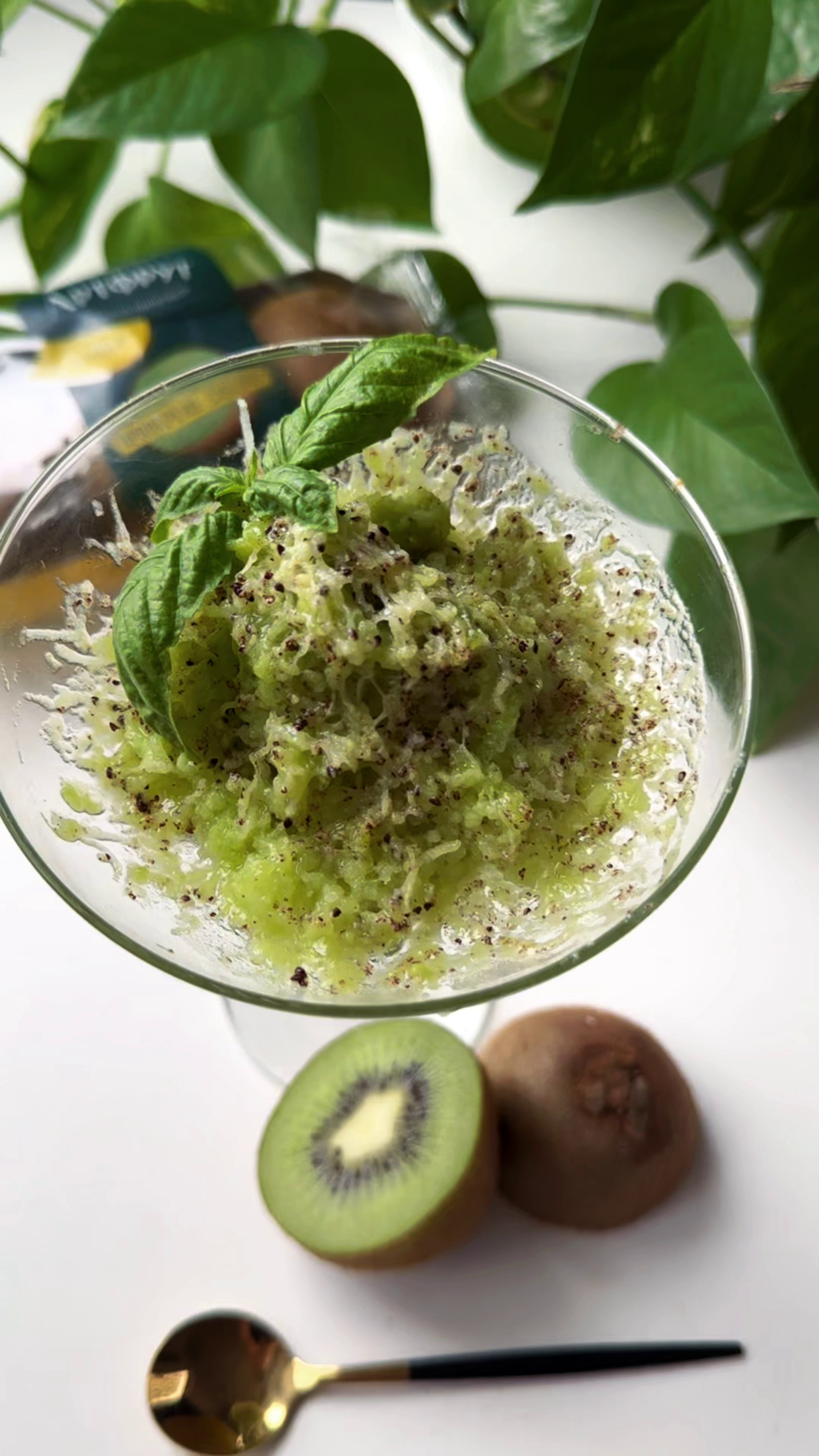 Видео. Фотограф/рилсмейкер в Москве и МО. Свадьбы, индивидуальные съемки, лавстори, беременность, мероприятия, бренды